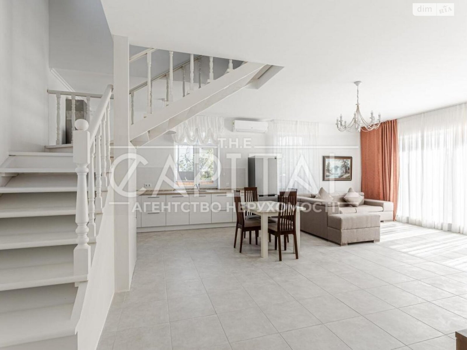 двухэтажный дом с гаражом, 160 кв. м, кирпич. Продажа в Гнедине фото 1 двухэтажный дом с гаражом, 160 кв. м, кирпич. Продажа в Гнедине фото 1