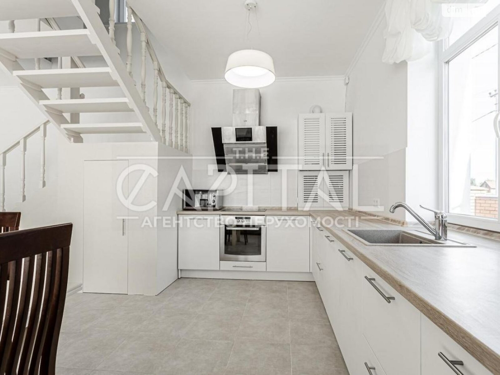 двухэтажный дом с гаражом, 160 кв. м, кирпич. Продажа в Гнедине фото 1 двухэтажный дом с гаражом, 160 кв. м, кирпич. Продажа в Гнедине фото 1