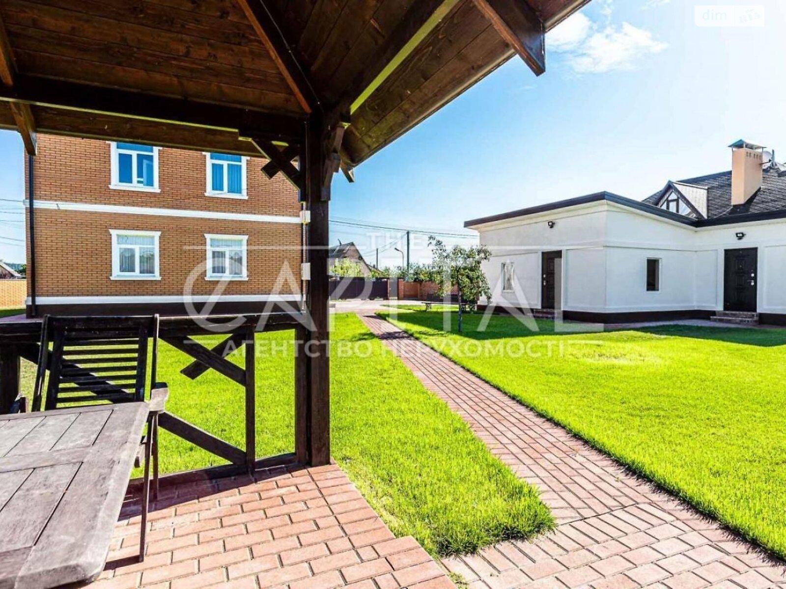 двухэтажный дом с гаражом, 160 кв. м, кирпич. Продажа в Гнедине фото 1 двухэтажный дом с гаражом, 160 кв. м, кирпич. Продажа в Гнедине фото 1