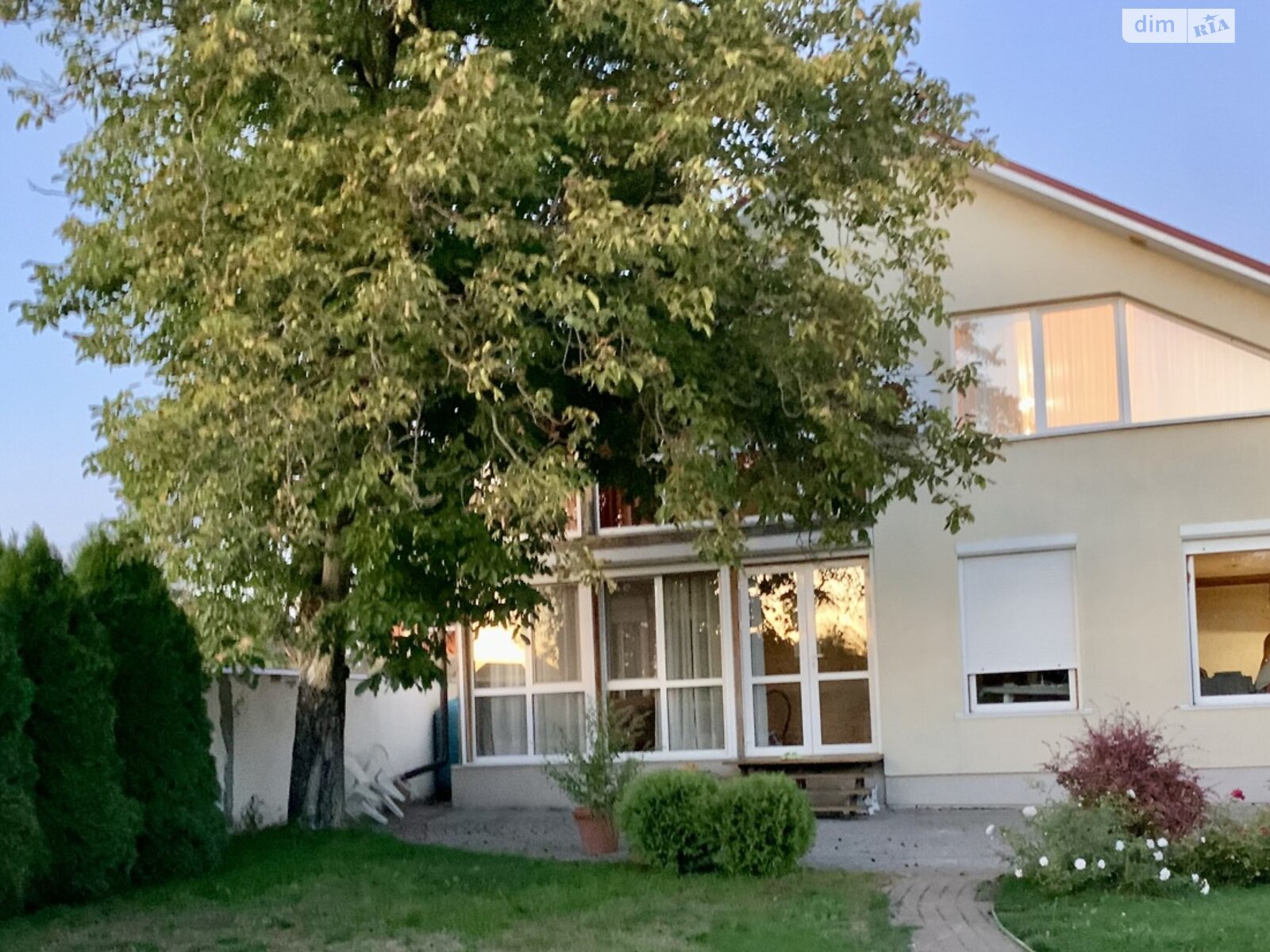 двухэтажный дом с балконом, 200 кв. м, брус. Продажа в Гнедине фото 1