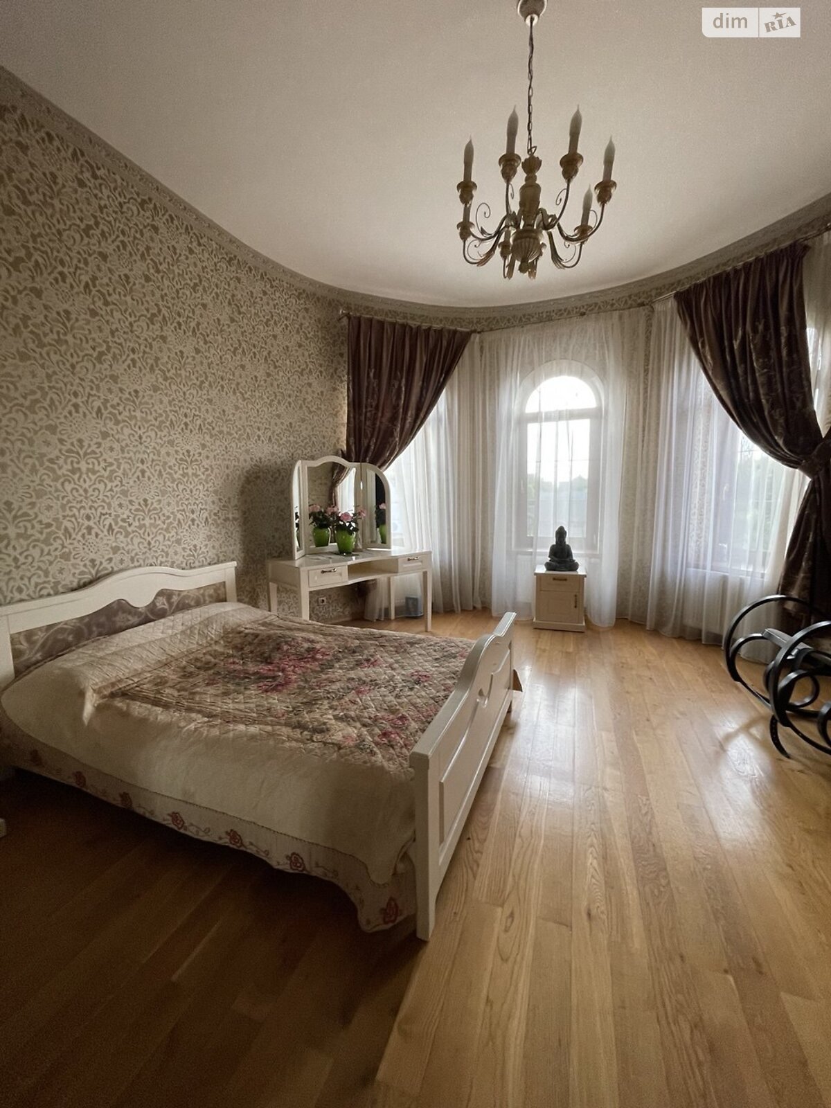 триповерховий будинок з верандою, 299 кв. м, цегла. Продаж у Гнідині фото 1 триповерховий будинок з верандою, 299 кв. м, цегла. Продаж у Гнідині фото 1