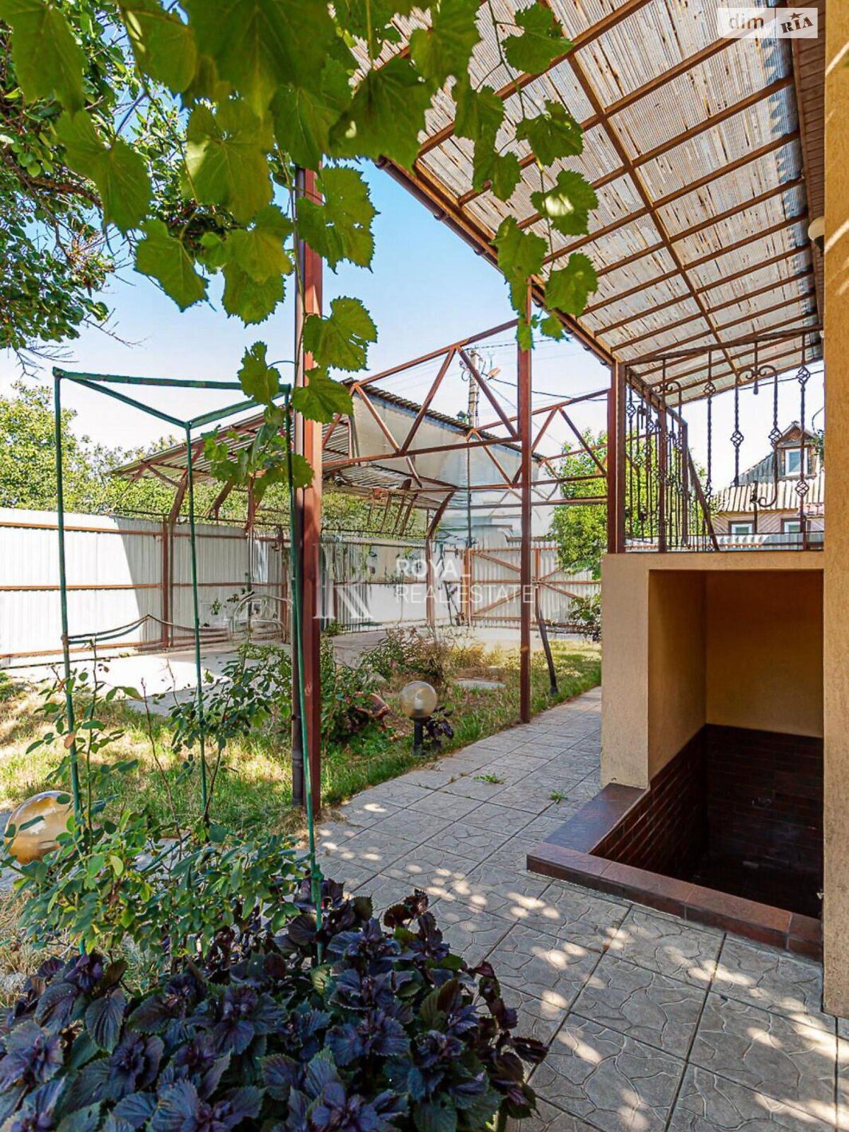 трехэтажный дом с верандой, 104.5 кв. м, кирпич. Продажа в Гнедине фото 1 трехэтажный дом с верандой, 104.5 кв. м, кирпич. Продажа в Гнедине фото 1