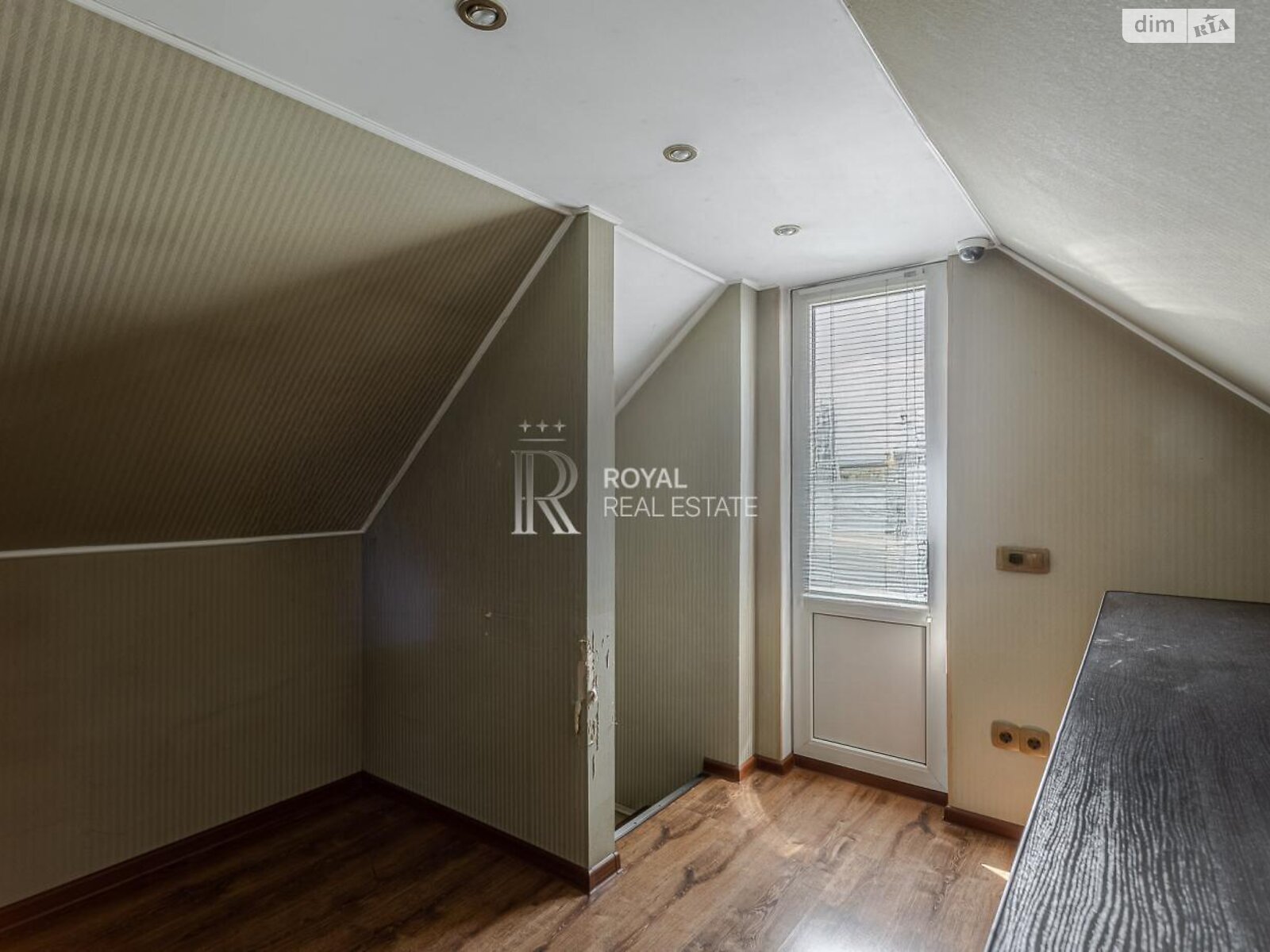 трехэтажный дом с верандой, 104.5 кв. м, кирпич. Продажа в Гнедине фото 1 трехэтажный дом с верандой, 104.5 кв. м, кирпич. Продажа в Гнедине фото 1