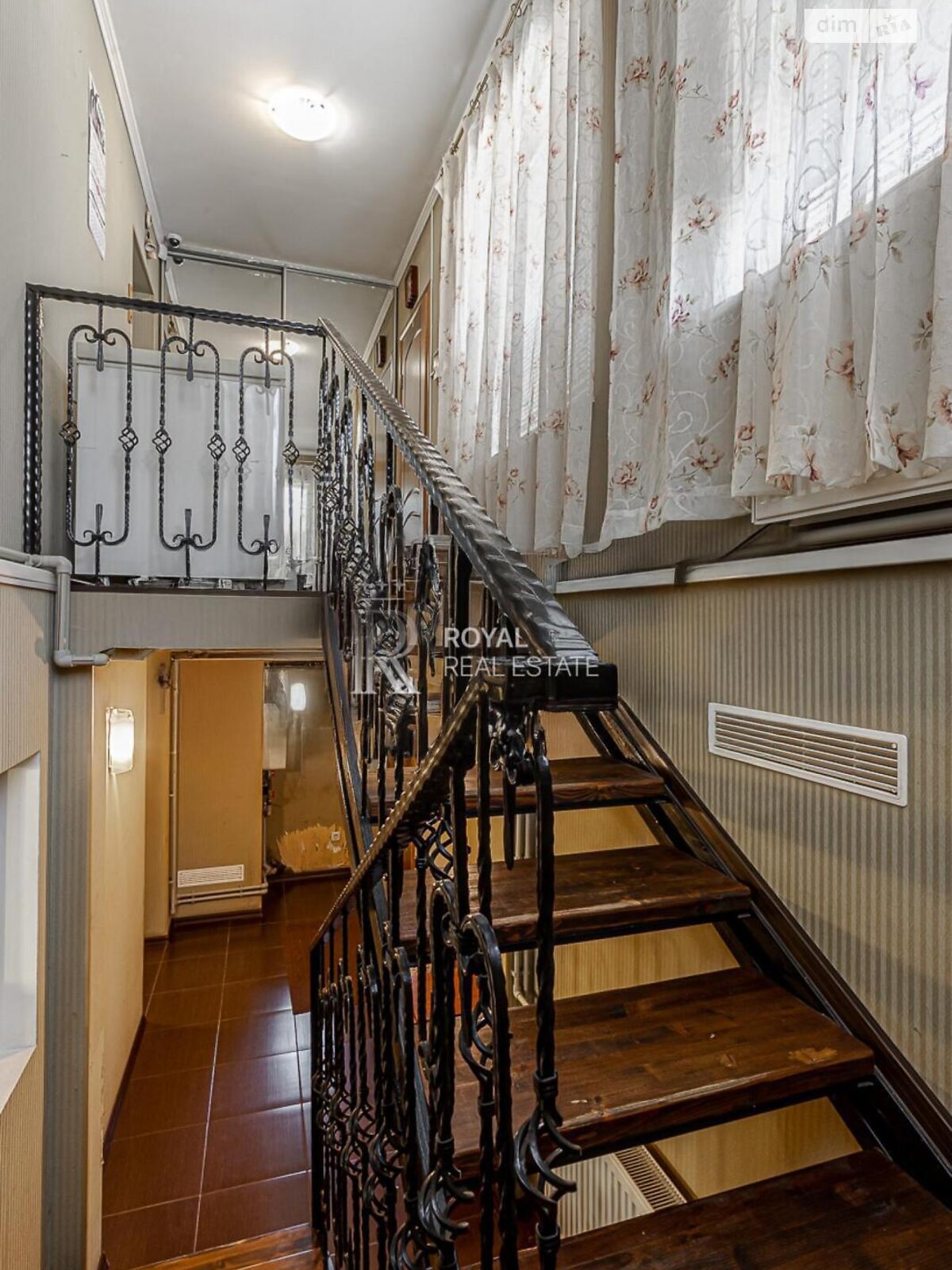 трехэтажный дом с верандой, 104.5 кв. м, кирпич. Продажа в Гнедине фото 1 трехэтажный дом с верандой, 104.5 кв. м, кирпич. Продажа в Гнедине фото 1