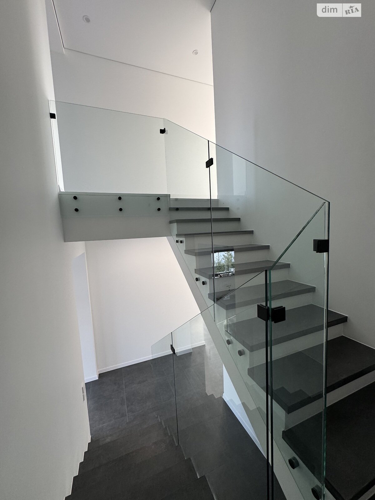двоповерховий будинок з гаражем, 232 кв. м, газобетон. Продаж у Гнідині фото 1 двоповерховий будинок з гаражем, 232 кв. м, газобетон. Продаж у Гнідині фото 1