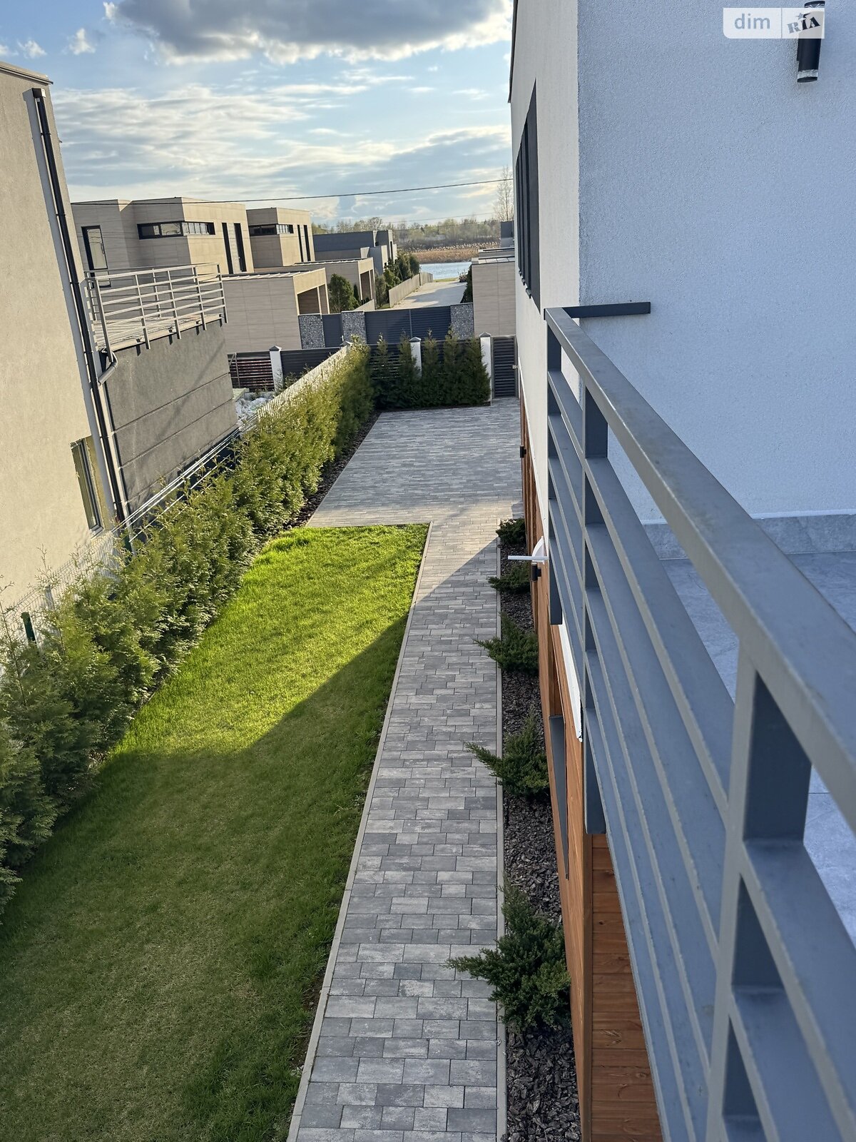 двоповерховий будинок з гаражем, 232 кв. м, газобетон. Продаж у Гнідині фото 1 двоповерховий будинок з гаражем, 232 кв. м, газобетон. Продаж у Гнідині фото 1