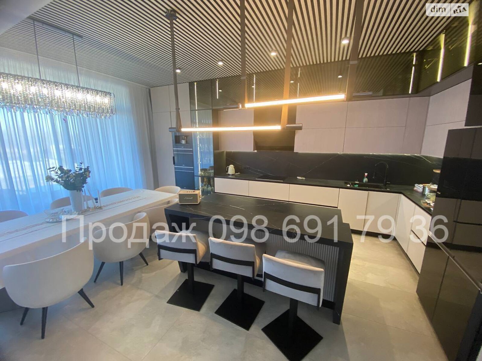 двухэтажный дом с гаражом, 292.4 кв. м, кирпич. Продажа в Гнедине фото 1 двухэтажный дом с гаражом, 292.4 кв. м, кирпич. Продажа в Гнедине фото 1