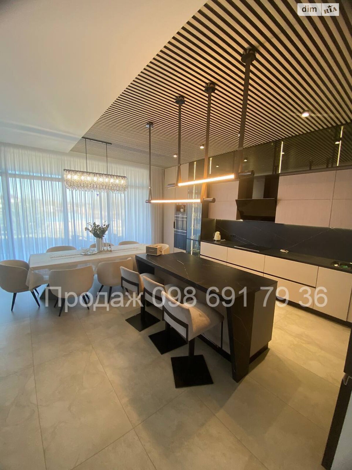 двухэтажный дом с гаражом, 292.4 кв. м, кирпич. Продажа в Гнедине фото 1 двухэтажный дом с гаражом, 292.4 кв. м, кирпич. Продажа в Гнедине фото 1
