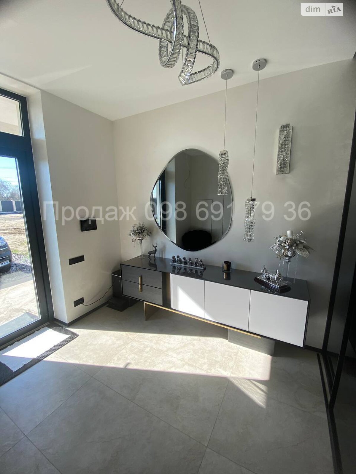 двухэтажный дом с гаражом, 292.4 кв. м, кирпич. Продажа в Гнедине фото 1 двухэтажный дом с гаражом, 292.4 кв. м, кирпич. Продажа в Гнедине фото 1