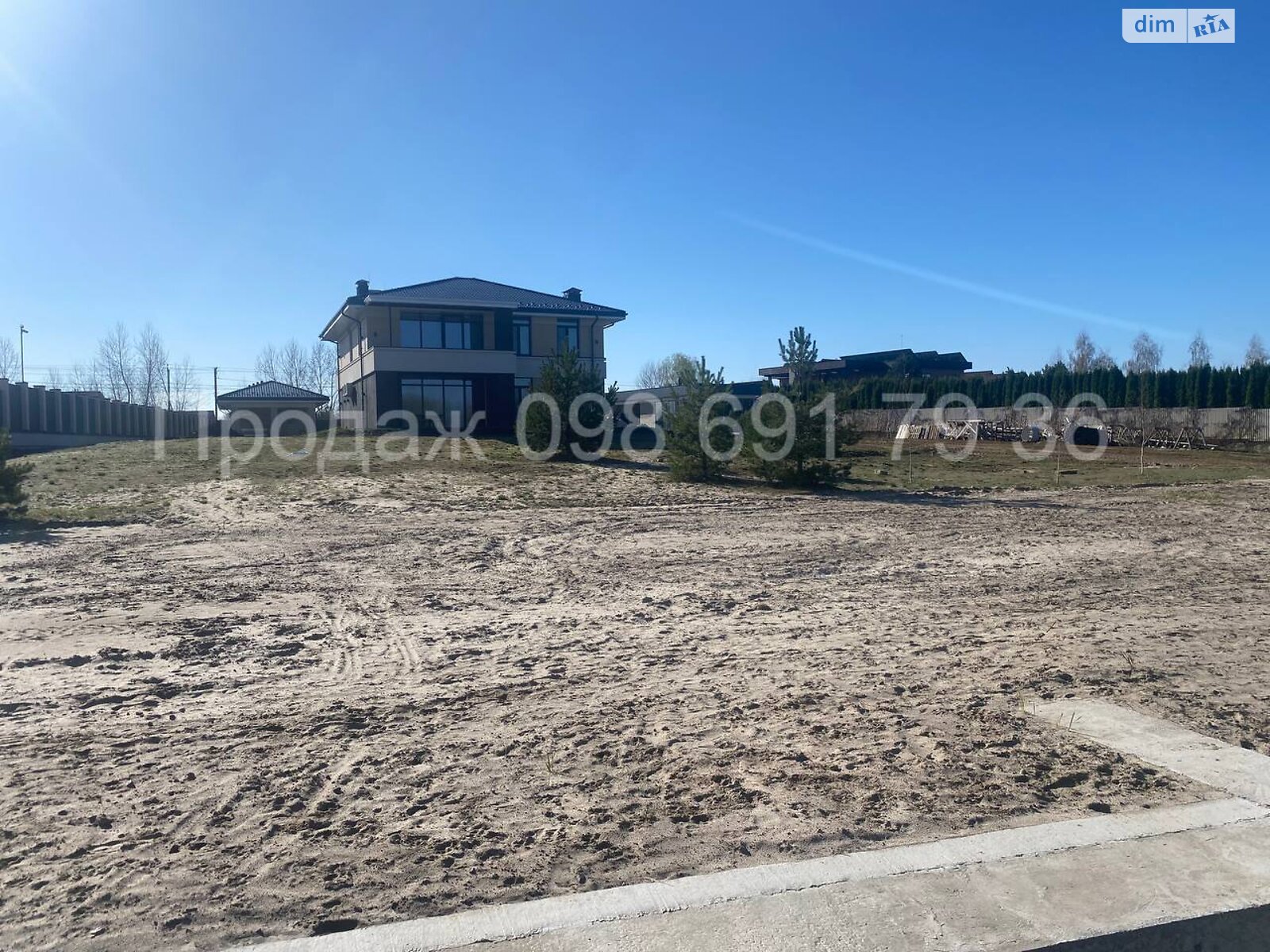 двухэтажный дом с гаражом, 292.4 кв. м, кирпич. Продажа в Гнедине фото 1 двухэтажный дом с гаражом, 292.4 кв. м, кирпич. Продажа в Гнедине фото 1