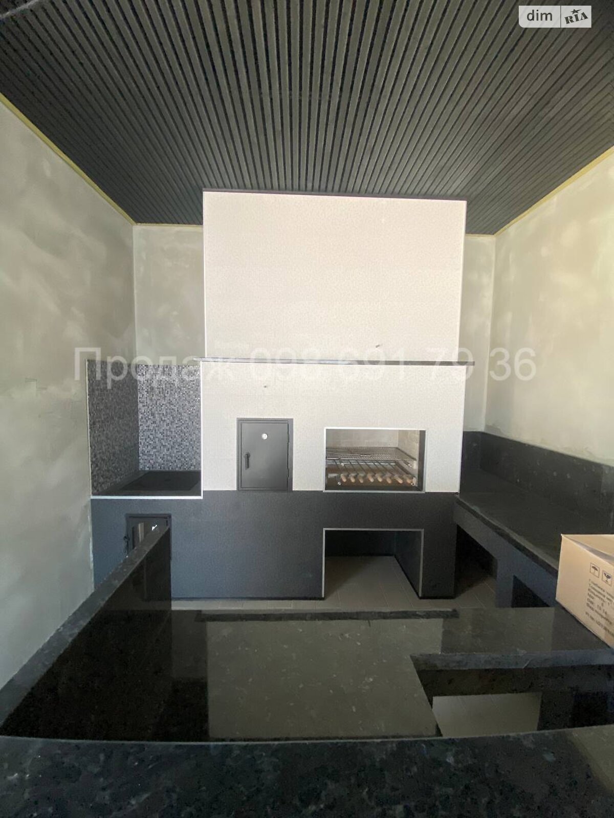 двухэтажный дом с гаражом, 292.4 кв. м, кирпич. Продажа в Гнедине фото 1 двухэтажный дом с гаражом, 292.4 кв. м, кирпич. Продажа в Гнедине фото 1