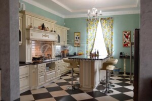 чотириповерховий будинок з опаленням, 900 кв. м, цегла. Продаж у Гнідині фото 2