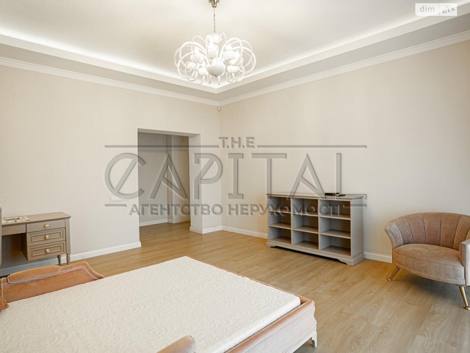 двухэтажный дом с гаражом, 270.5 кв. м, кирпич. Продажа в Гнедине фото 1