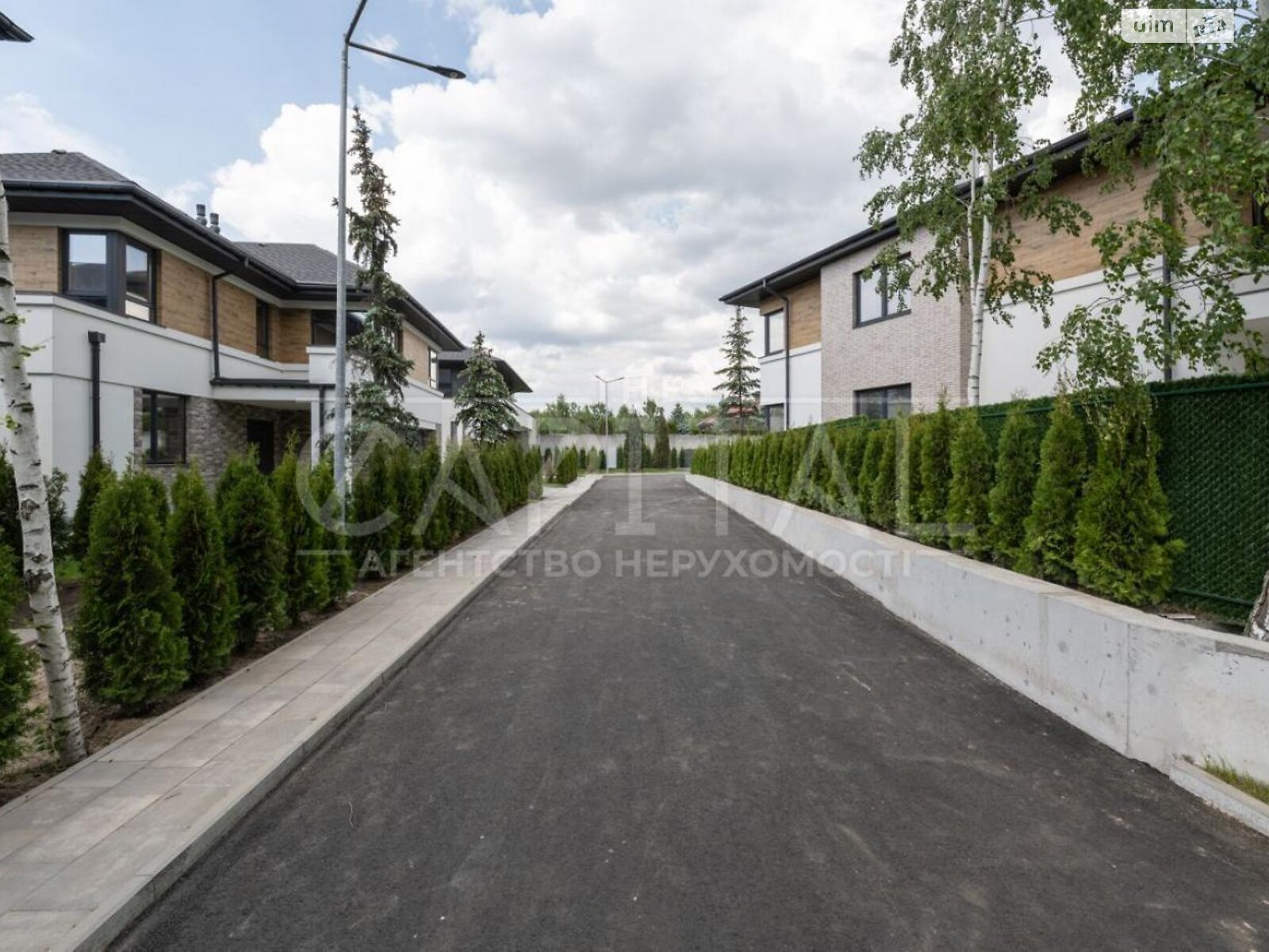 двухэтажный дом, 300 кв. м, кирпич. Продажа в Гнедине фото 1 двухэтажный дом, 300 кв. м, кирпич. Продажа в Гнедине фото 1