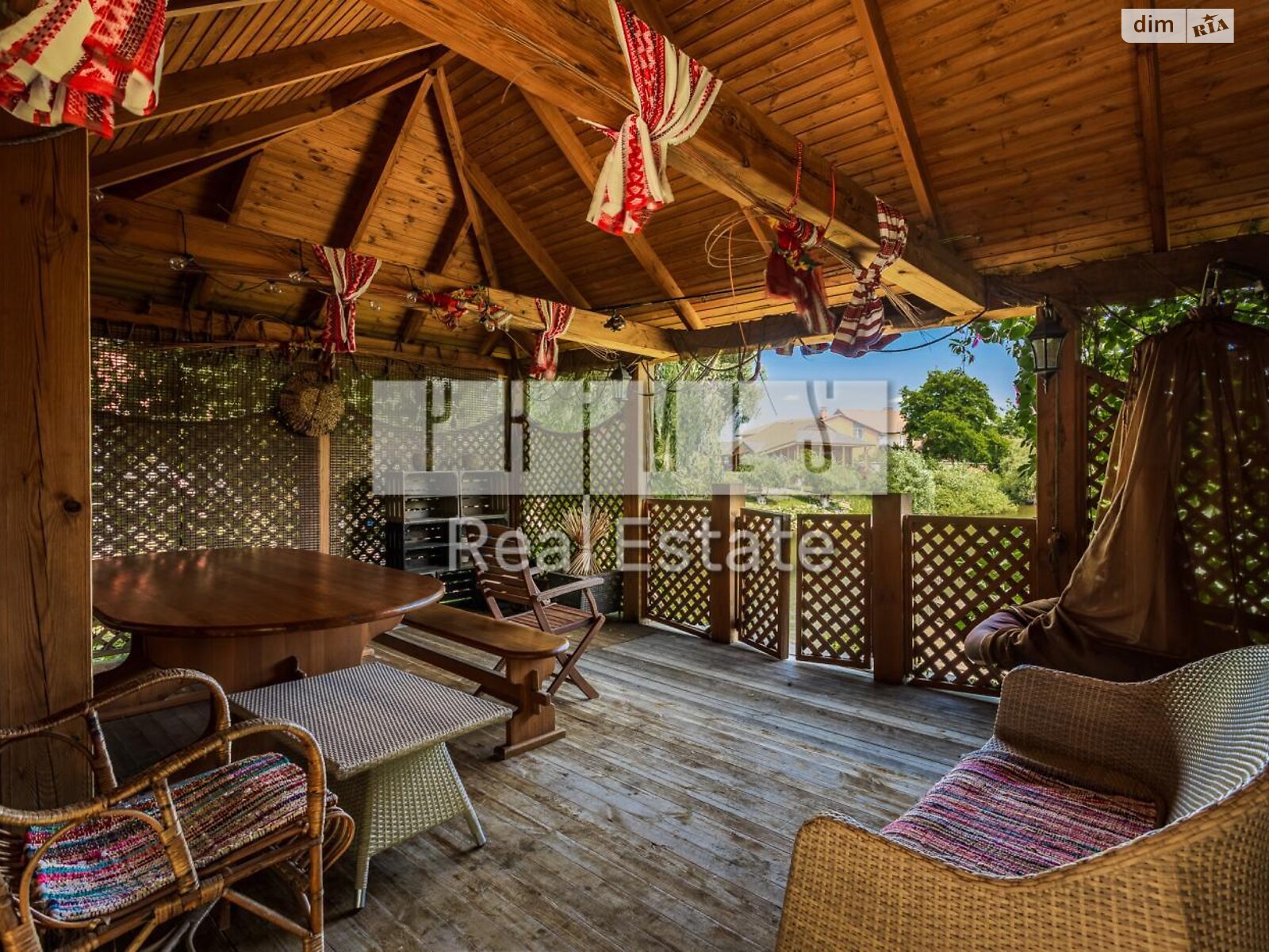 трехэтажный дом с верандой, 365.7 кв. м, кирпич. Продажа в Гнедине фото 1 трехэтажный дом с верандой, 365.7 кв. м, кирпич. Продажа в Гнедине фото 1