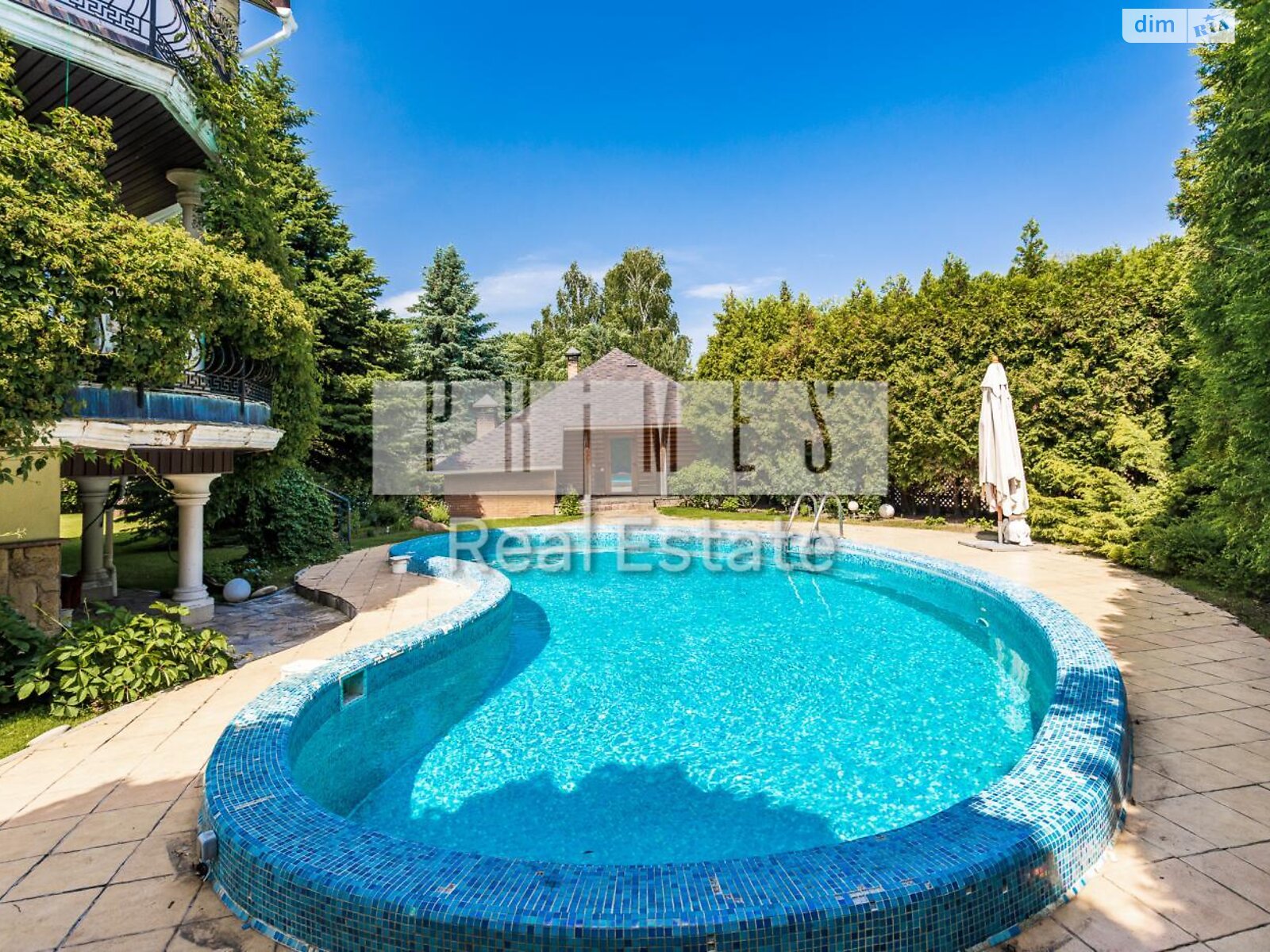 трехэтажный дом с верандой, 365.7 кв. м, кирпич. Продажа в Гнедине фото 1 трехэтажный дом с верандой, 365.7 кв. м, кирпич. Продажа в Гнедине фото 1