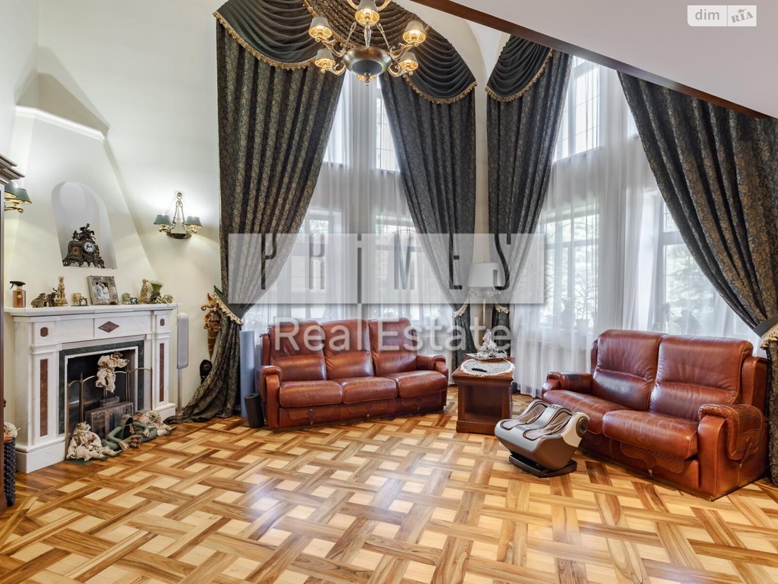 трехэтажный дом с верандой, 365.7 кв. м, кирпич. Продажа в Гнедине фото 1 трехэтажный дом с верандой, 365.7 кв. м, кирпич. Продажа в Гнедине фото 1