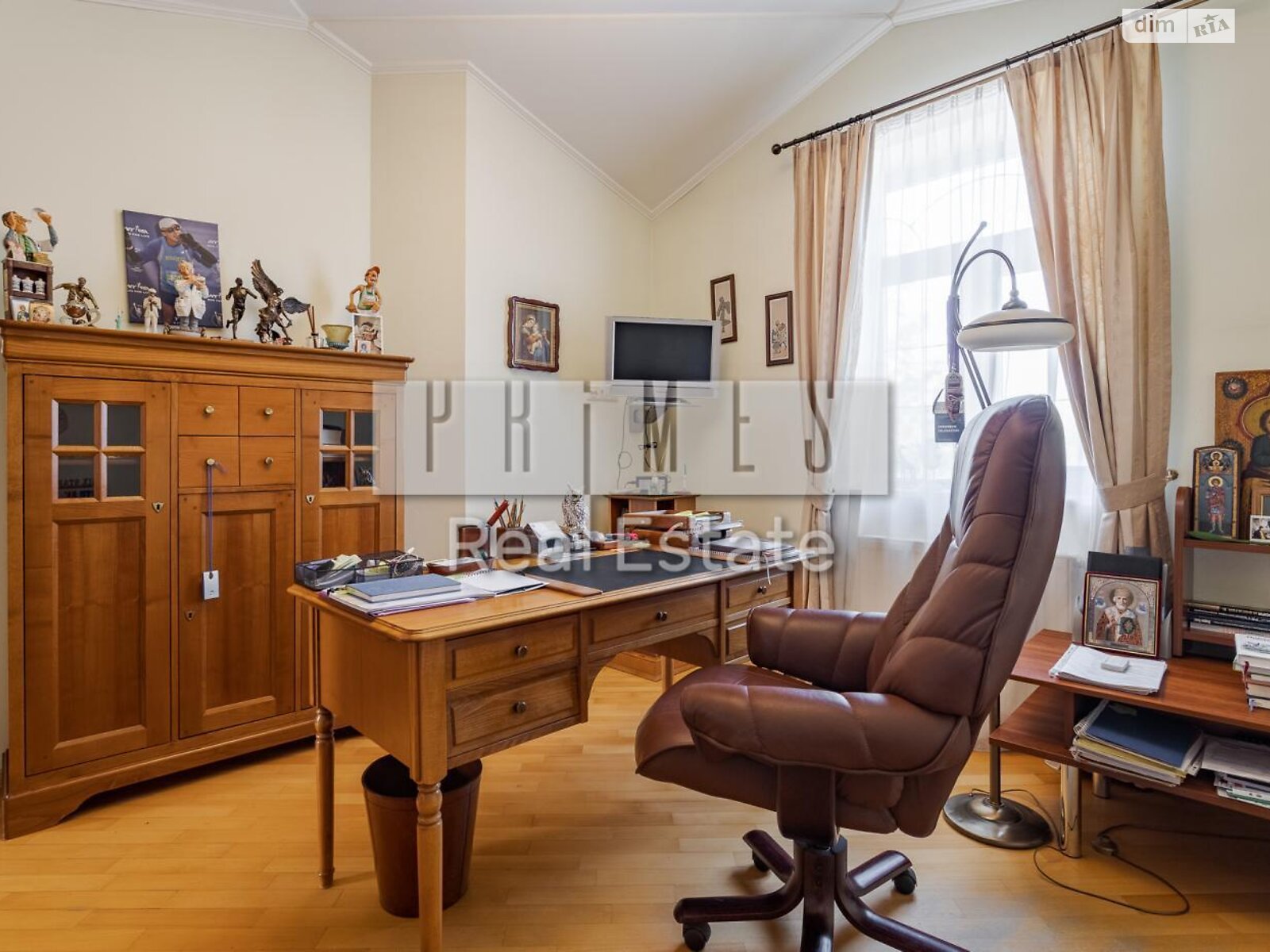 трехэтажный дом с верандой, 365.7 кв. м, кирпич. Продажа в Гнедине фото 1 трехэтажный дом с верандой, 365.7 кв. м, кирпич. Продажа в Гнедине фото 1