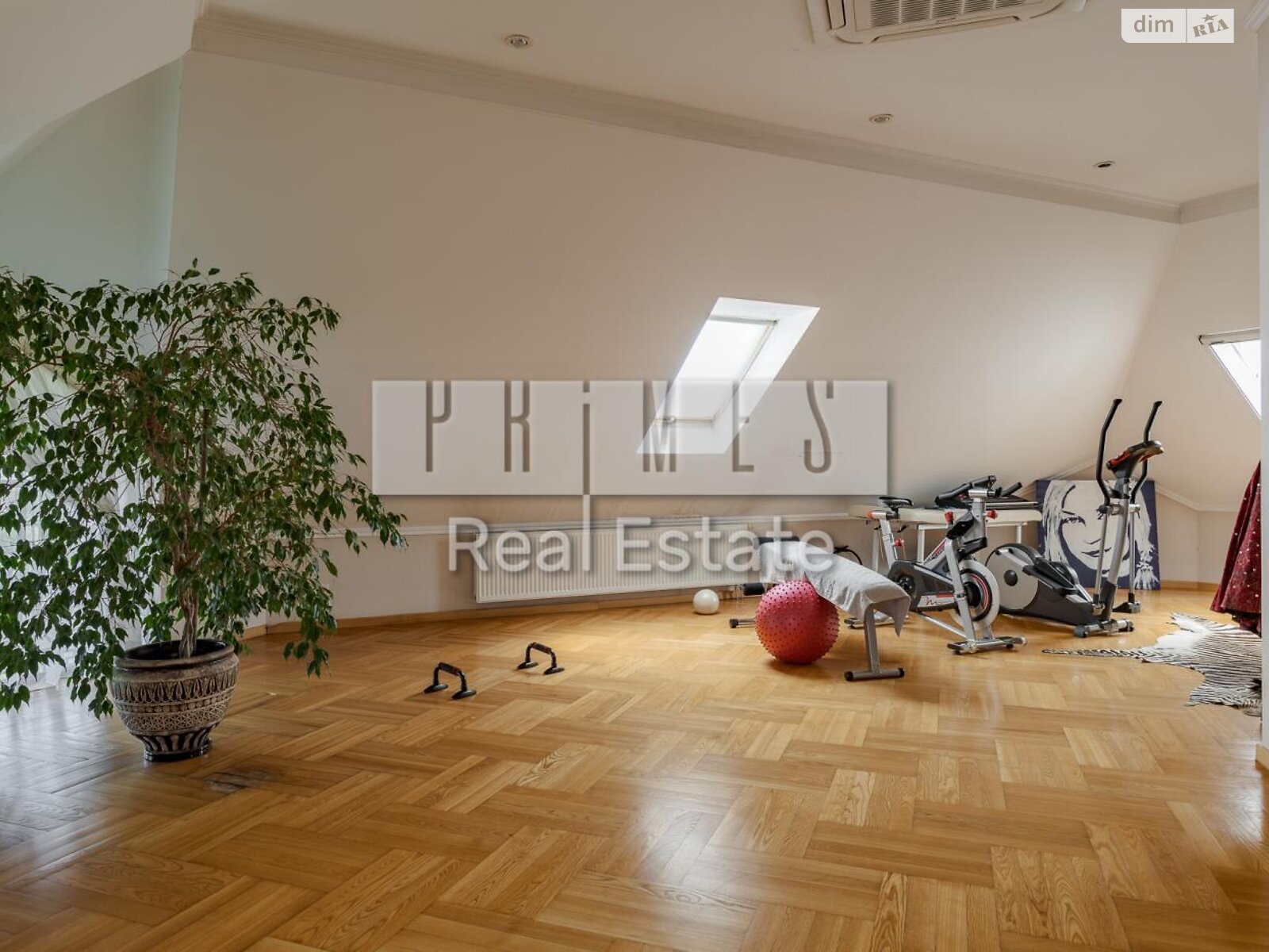 трехэтажный дом с верандой, 365.7 кв. м, кирпич. Продажа в Гнедине фото 1 трехэтажный дом с верандой, 365.7 кв. м, кирпич. Продажа в Гнедине фото 1