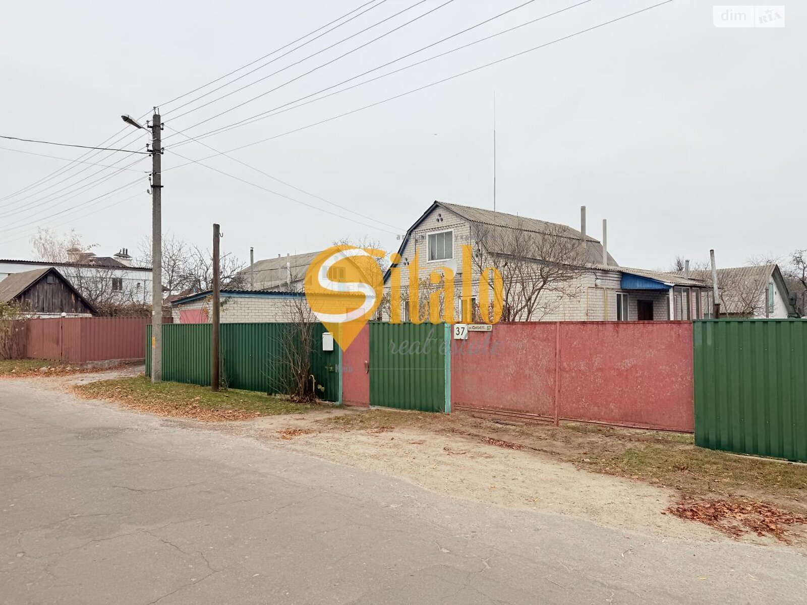 двоповерховий будинок з гаражем, 90 кв. м, кирпич. Продаж у Гнідині фото 1