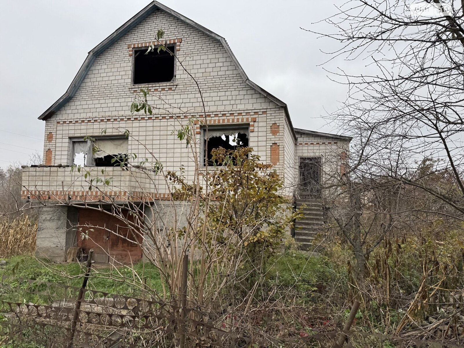 двоповерховий будинок з верандою, 200 кв. м, кирпич. Продаж в Гнівані, район Гнівань фото 1 двоповерховий будинок з верандою, 200 кв. м, кирпич. Продаж в Гнівані, район Гнівань фото 1