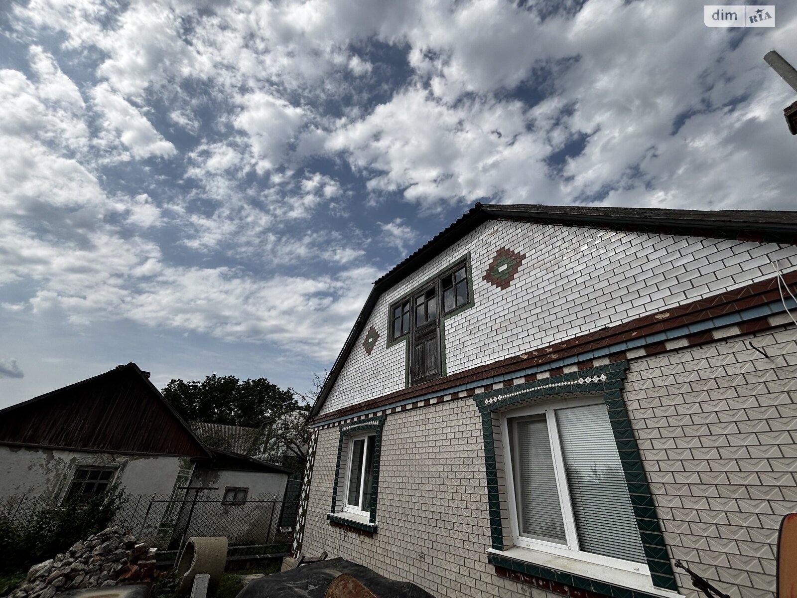 одноповерховий будинок з гаражем, 105 кв. м, кирпич. Продаж у Гнівані фото 1