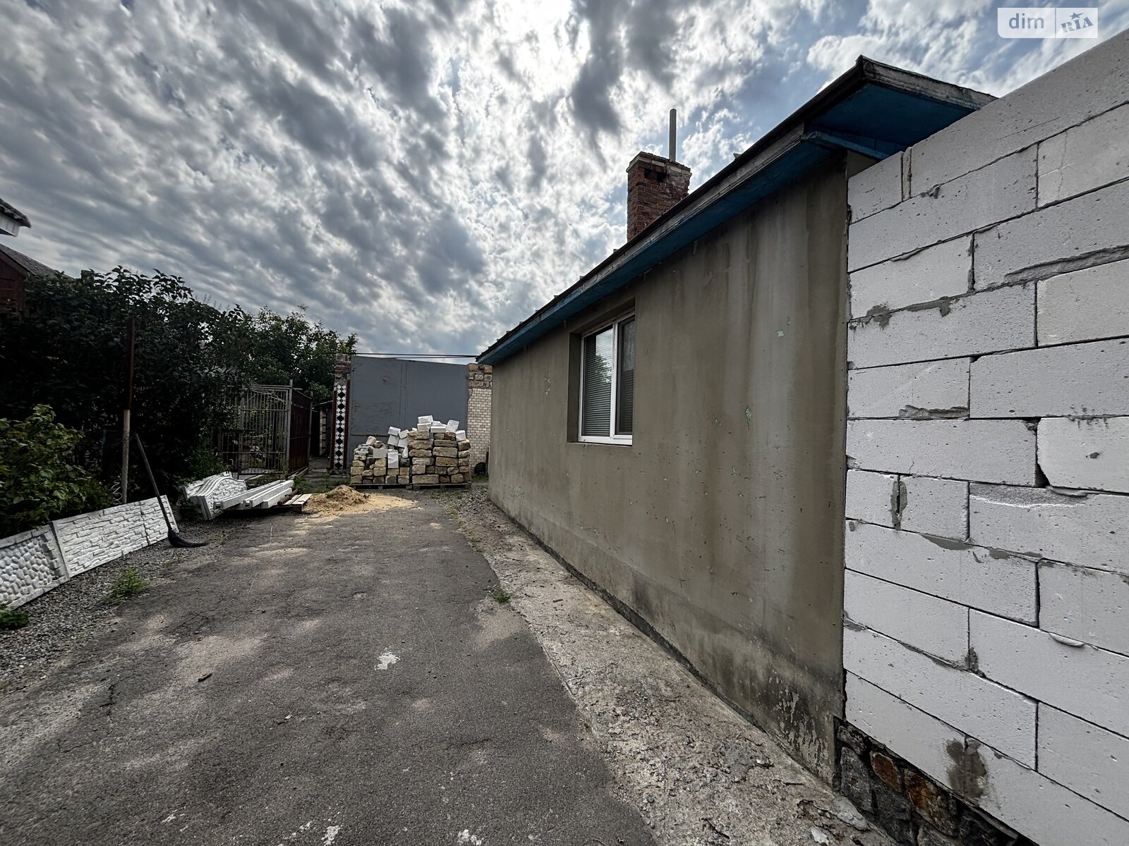 одноповерховий будинок з гаражем, 105 кв. м, кирпич. Продаж у Гнівані фото 1