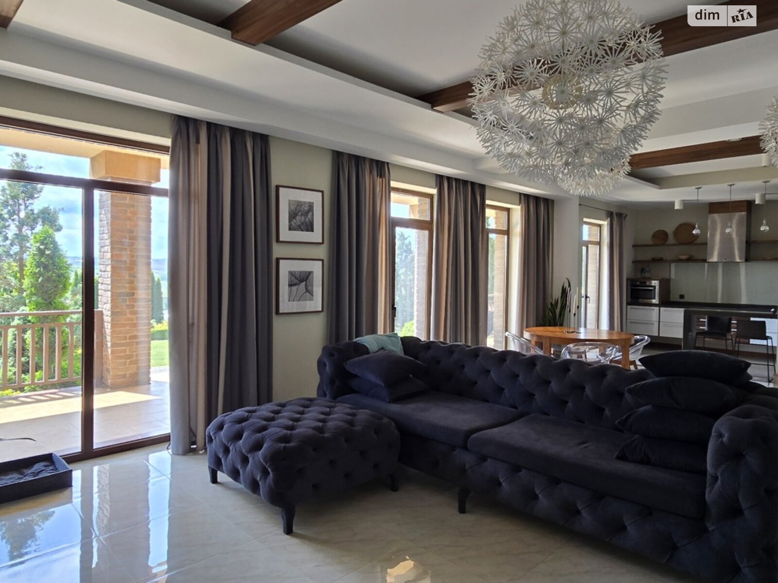 двоповерховий будинок з гаражем, 250 кв. м, цегла. Продаж у Великому Кучурові фото 1 двоповерховий будинок з гаражем, 250 кв. м, цегла. Продаж у Великому Кучурові фото 1