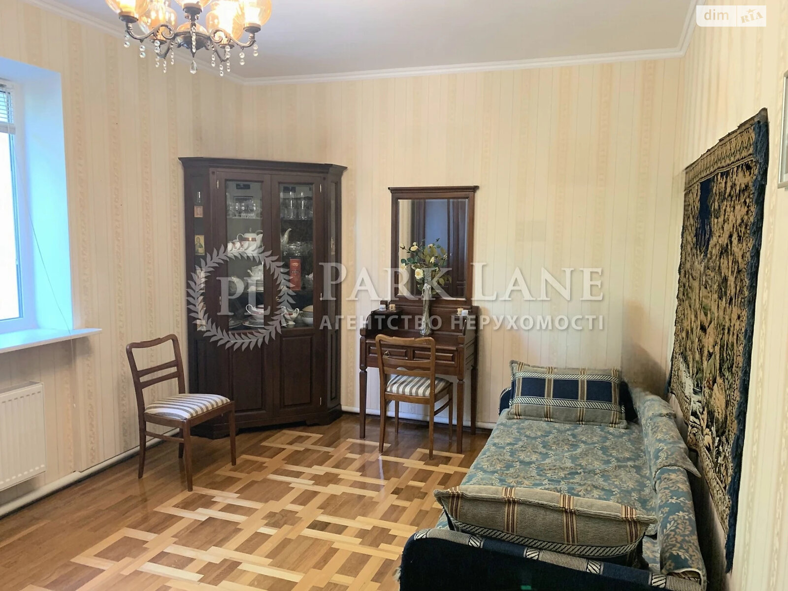 двухэтажный дом с гаражом, 200 кв. м, кирпич. Продажа в Гоголеве фото 1 двухэтажный дом с гаражом, 200 кв. м, кирпич. Продажа в Гоголеве фото 1
