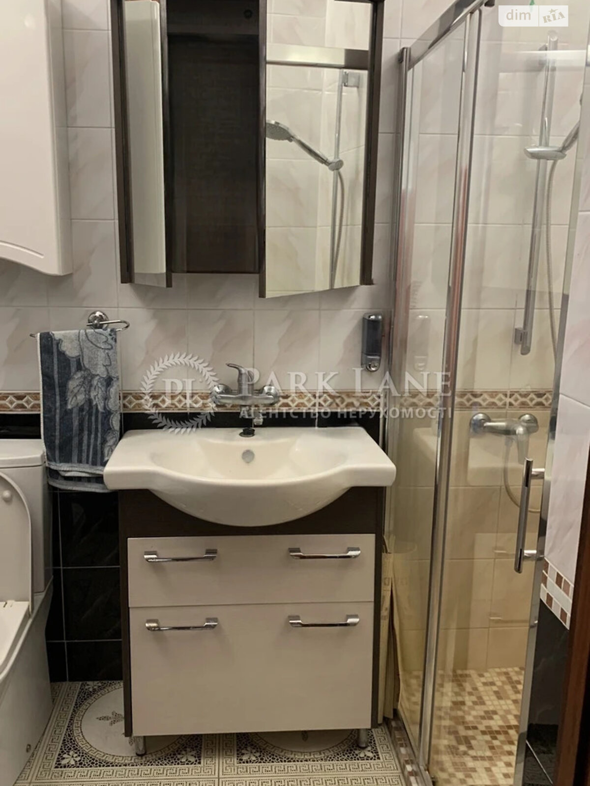 двухэтажный дом с гаражом, 200 кв. м, кирпич. Продажа в Гоголеве фото 1 двухэтажный дом с гаражом, 200 кв. м, кирпич. Продажа в Гоголеве фото 1