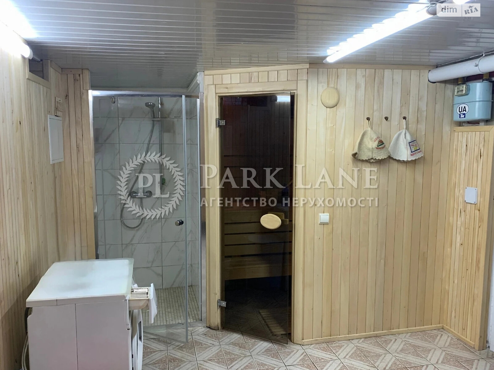 двухэтажный дом с гаражом, 200 кв. м, кирпич. Продажа в Гоголеве фото 1 двухэтажный дом с гаражом, 200 кв. м, кирпич. Продажа в Гоголеве фото 1