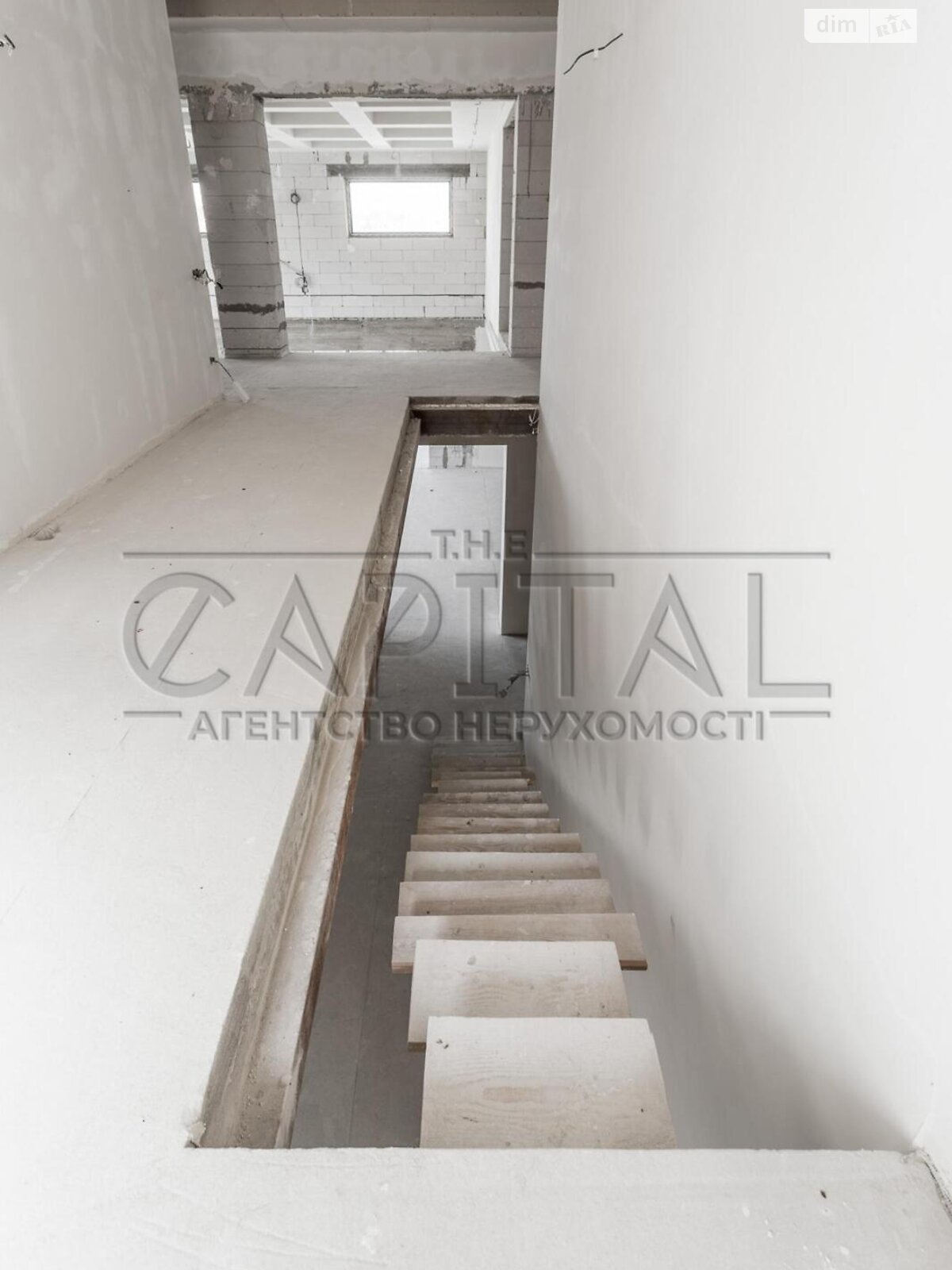 двухэтажный дом с гаражом, 562 кв. м, кирпич. Продажа в Горе фото 1 двухэтажный дом с гаражом, 562 кв. м, кирпич. Продажа в Горе фото 1