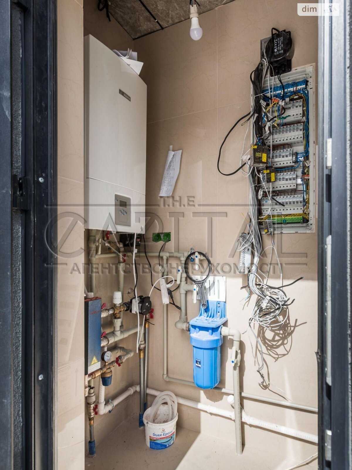 двухэтажный дом с гаражом, 439 кв. м, кирпич. Продажа в Горе фото 1