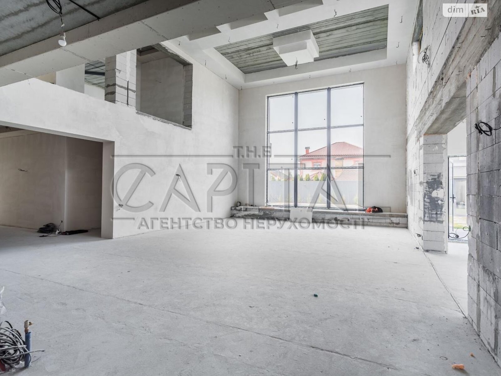 двухэтажный дом с гаражом, 439 кв. м, кирпич. Продажа в Горе фото 1