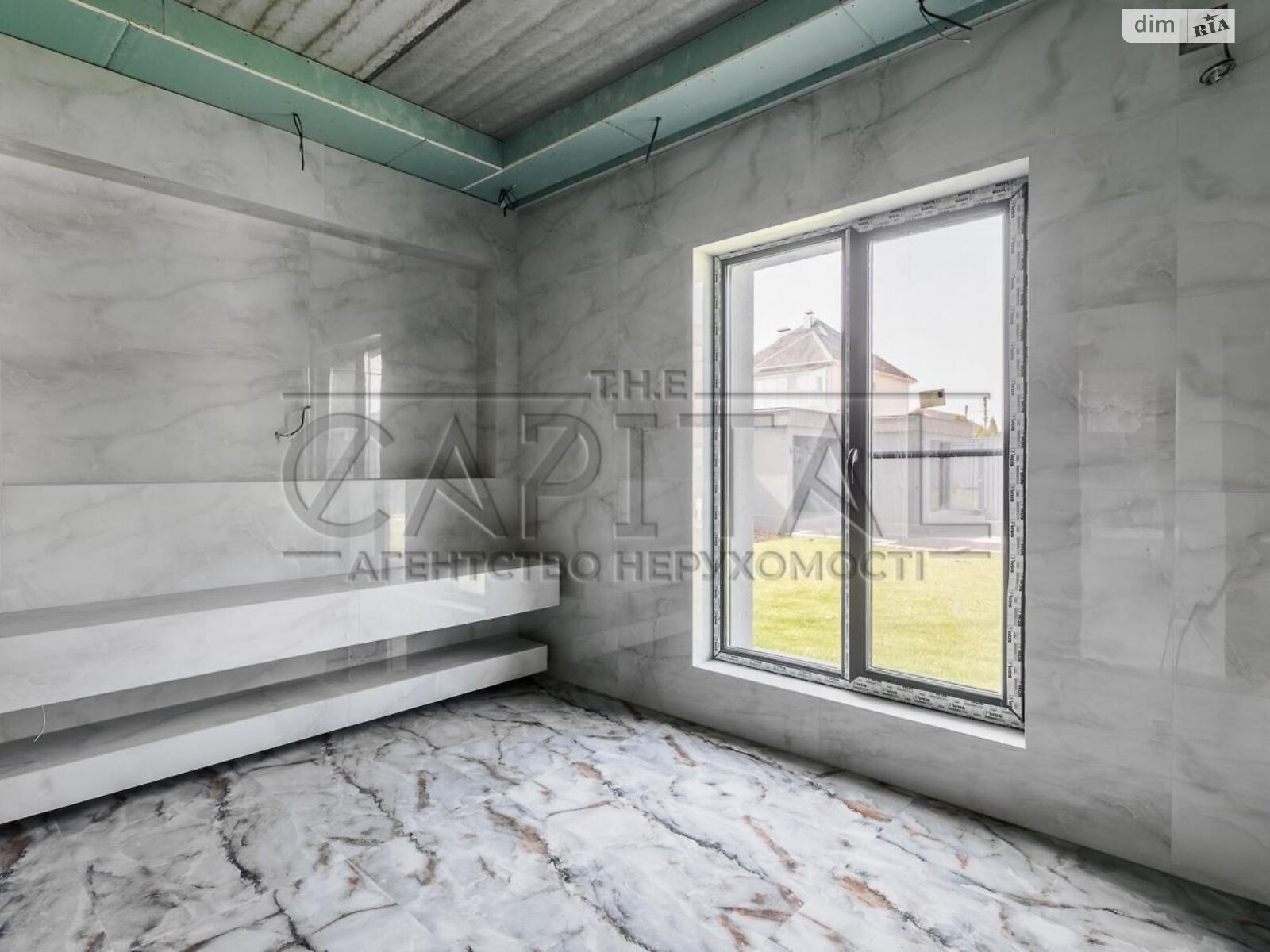 двухэтажный дом с гаражом, 439 кв. м, кирпич. Продажа в Горе фото 1