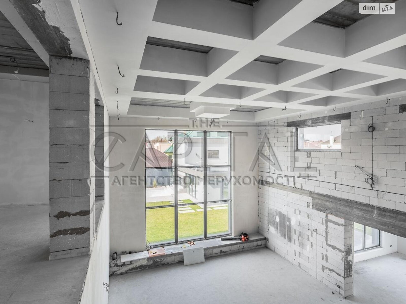 двухэтажный дом с гаражом, 439 кв. м, кирпич. Продажа в Горе фото 1