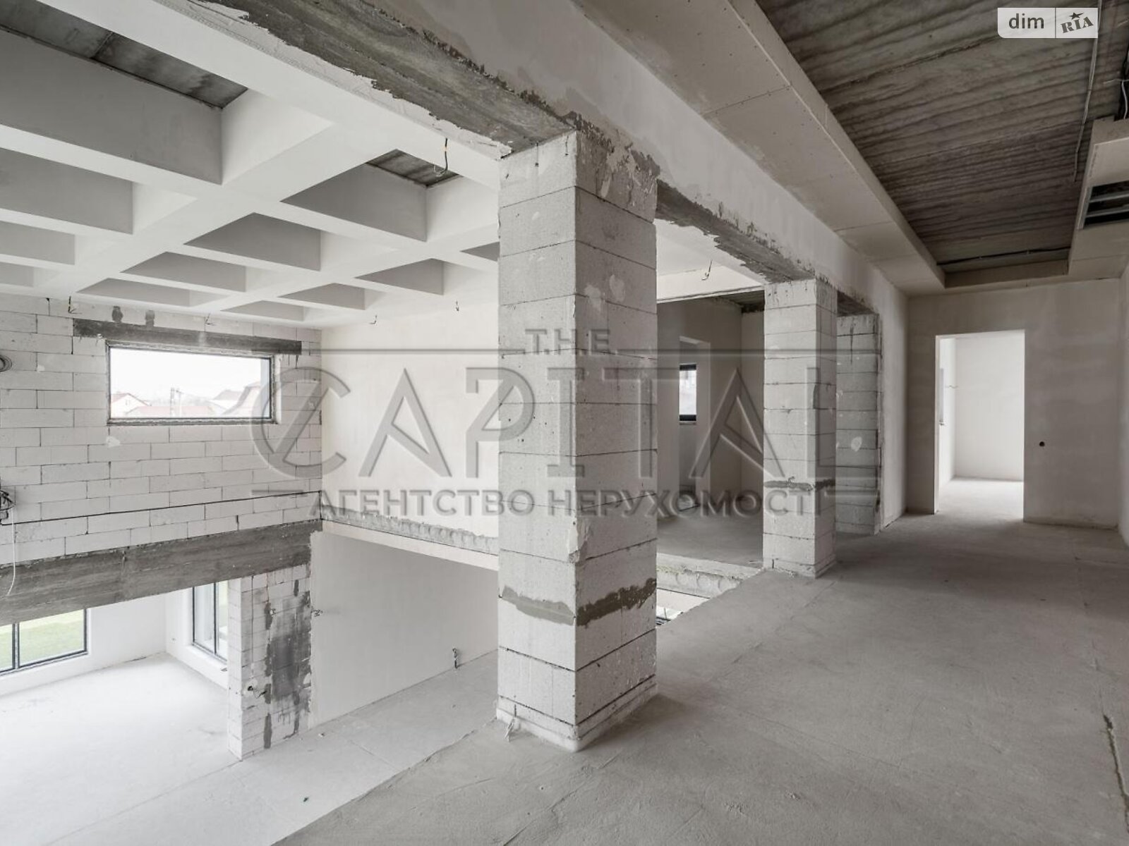 двухэтажный дом с гаражом, 439 кв. м, кирпич. Продажа в Горе фото 1