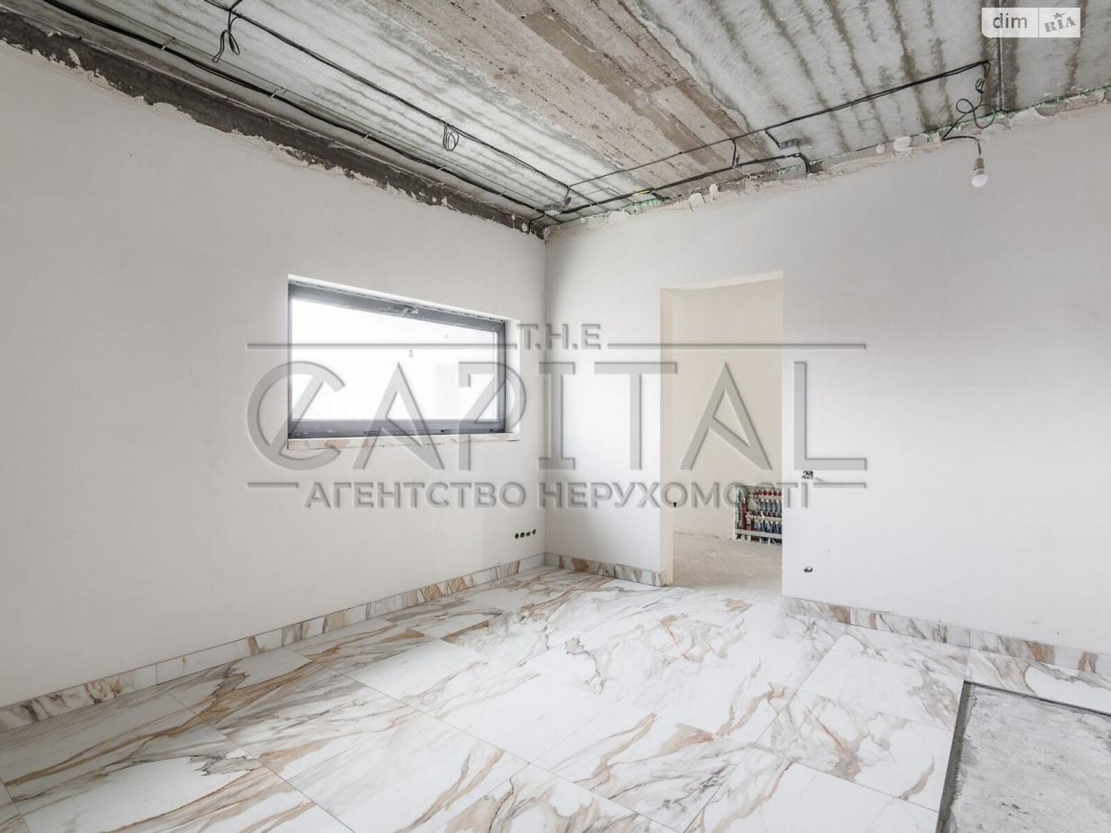 двухэтажный дом с гаражом, 439 кв. м, кирпич. Продажа в Горе фото 1