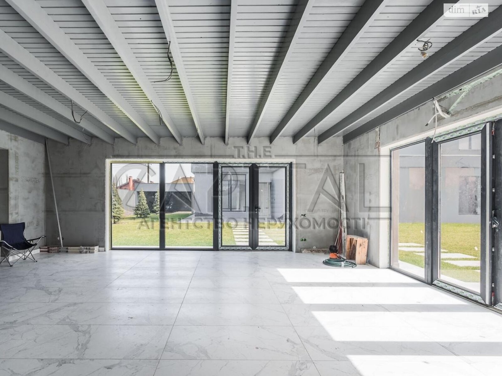 двухэтажный дом с гаражом, 439 кв. м, кирпич. Продажа в Горе фото 1