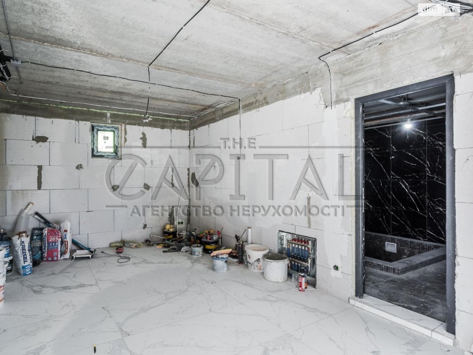 двухэтажный дом с гаражом, 439 кв. м, кирпич. Продажа в Горе фото 1