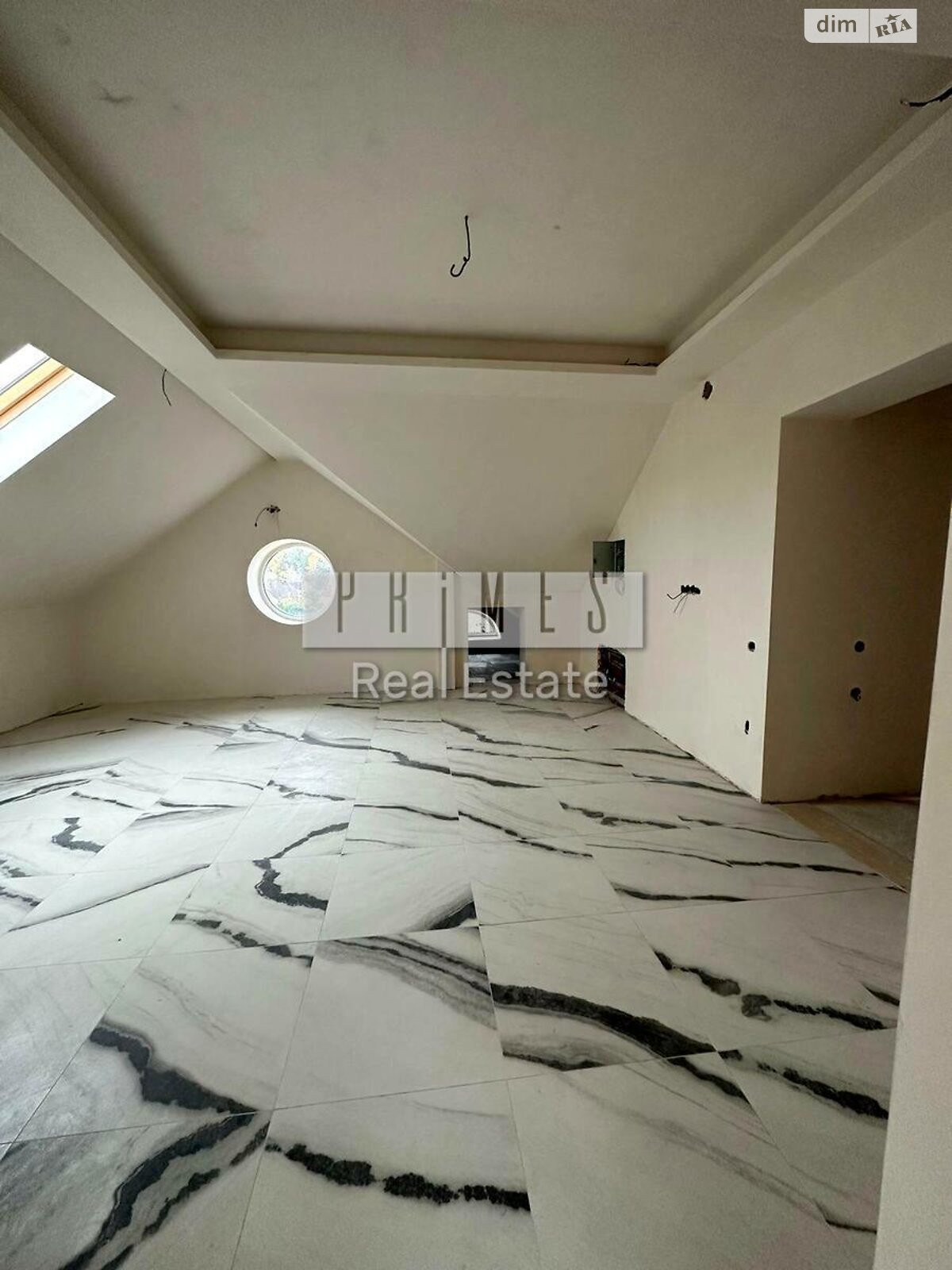 четырехэтажный дом, 255 кв. м, кирпич. Продажа в Горе фото 1