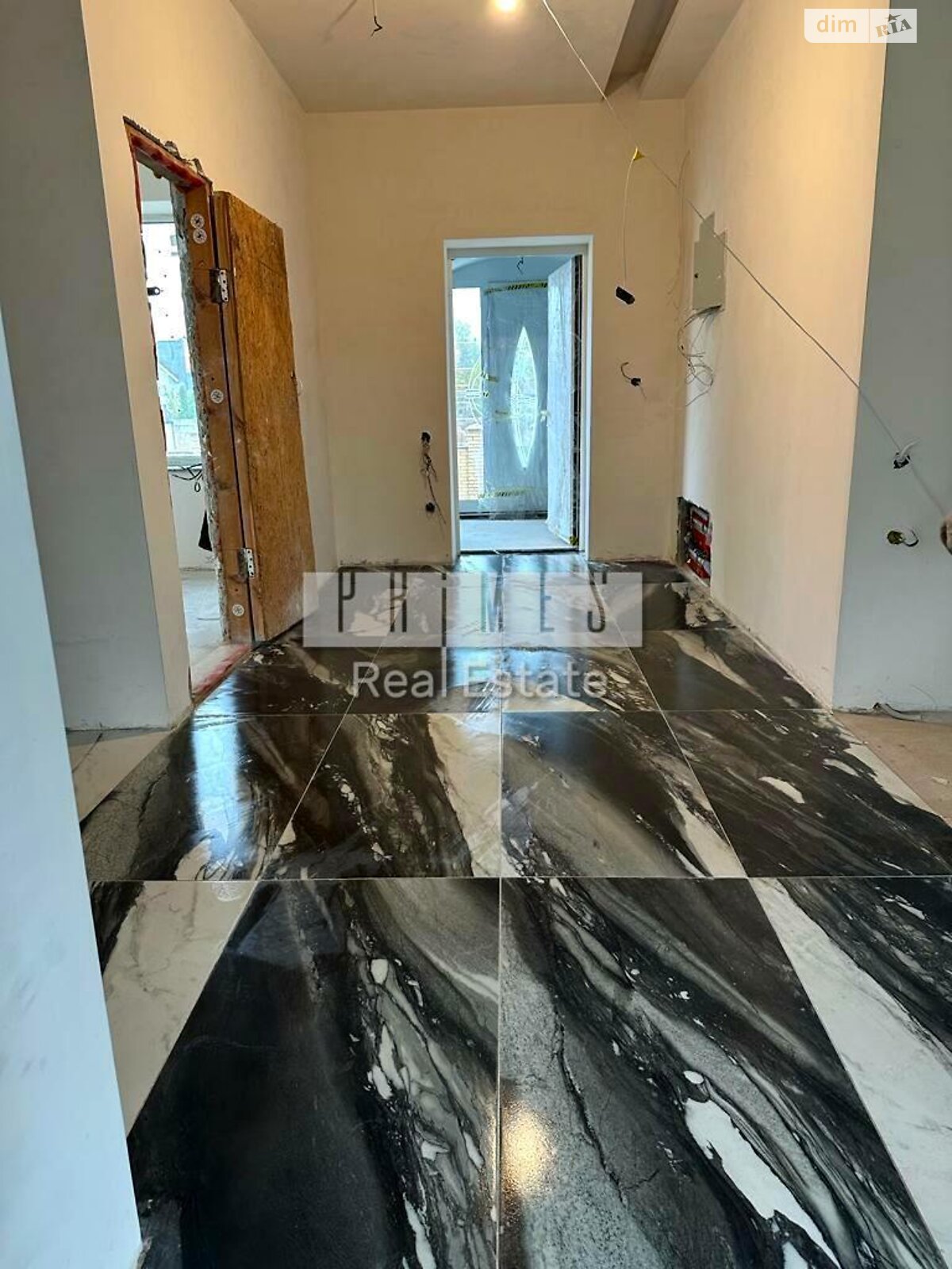 четырехэтажный дом, 255 кв. м, кирпич. Продажа в Горе фото 1