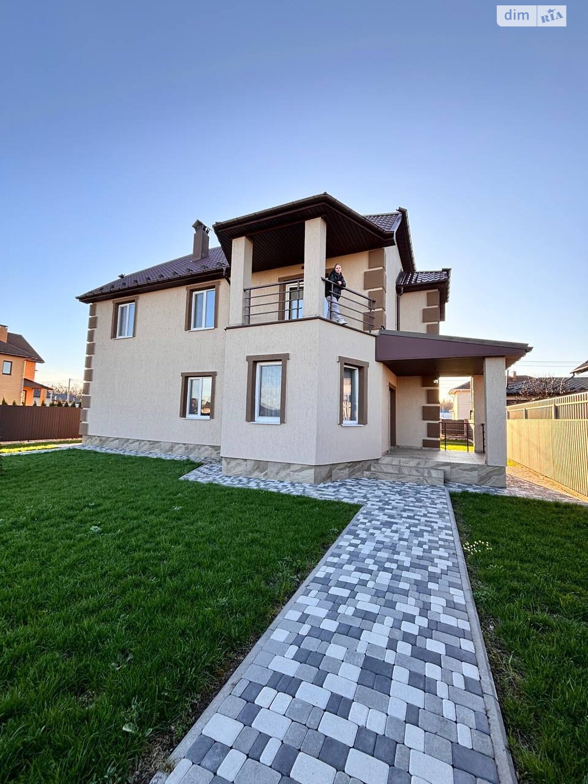 двухэтажный дом с верандой, 215 кв. м, газобетон. Продажа в Горе фото 1 двухэтажный дом с верандой, 215 кв. м, газобетон. Продажа в Горе фото 1
