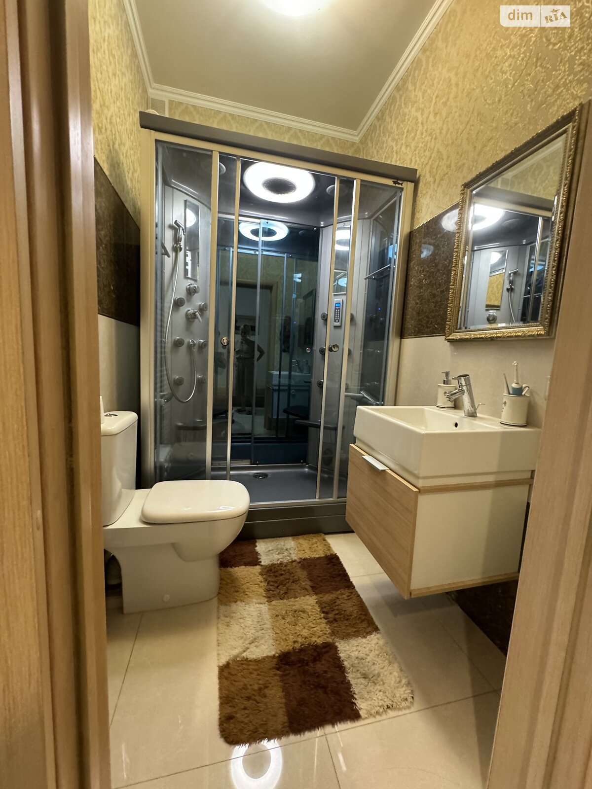 двоповерховий будинок з опаленням, 200 кв. м, цегла. Продаж у Горі фото 1 двоповерховий будинок з опаленням, 200 кв. м, цегла. Продаж у Горі фото 1