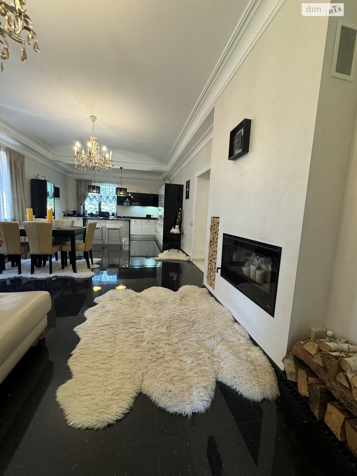 двоповерховий будинок з опаленням, 200 кв. м, цегла. Продаж у Горі фото 1 двоповерховий будинок з опаленням, 200 кв. м, цегла. Продаж у Горі фото 1
