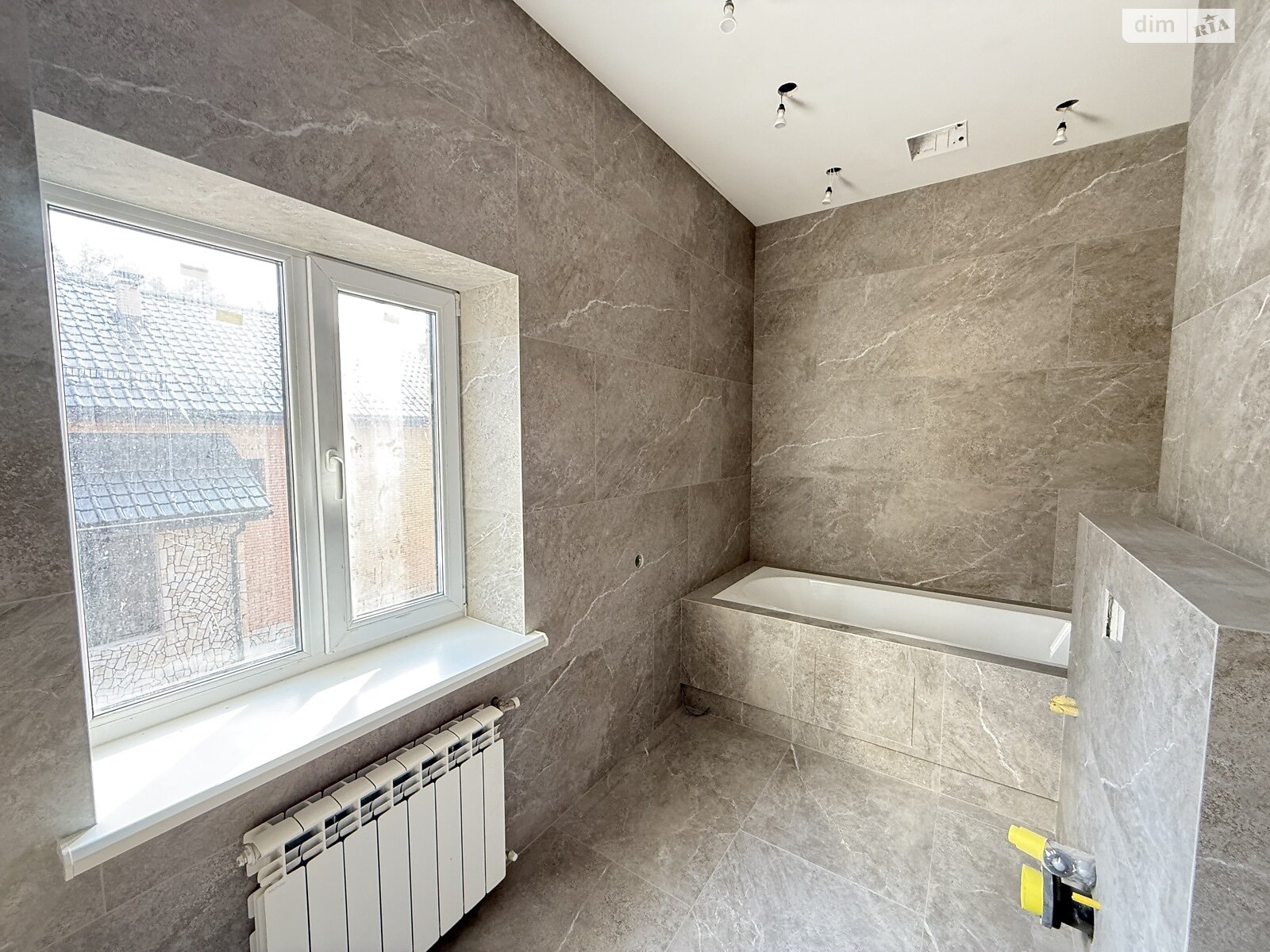 двухэтажный дом с балконом, 208.4 кв. м, кирпич. Продажа в Горе фото 1 двухэтажный дом с балконом, 208.4 кв. м, кирпич. Продажа в Горе фото 1