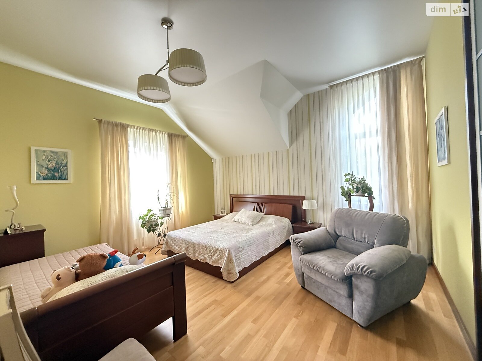 двоповерховий будинок з опаленням, 222.9 кв. м, цегла. Продаж у Горі фото 1 двоповерховий будинок з опаленням, 222.9 кв. м, цегла. Продаж у Горі фото 1