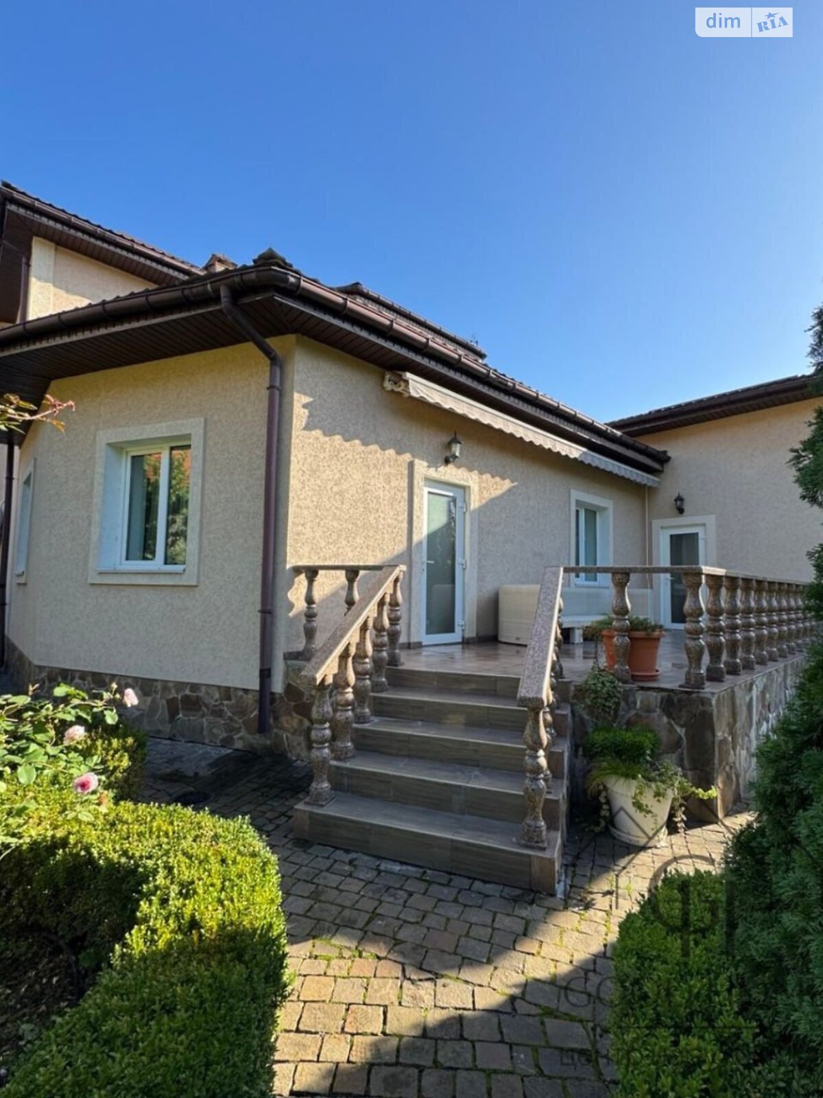 двоповерховий будинок бесідка, 768 кв. м, піноблок. Продаж у Горі фото 1 двоповерховий будинок бесідка, 768 кв. м, піноблок. Продаж у Горі фото 1