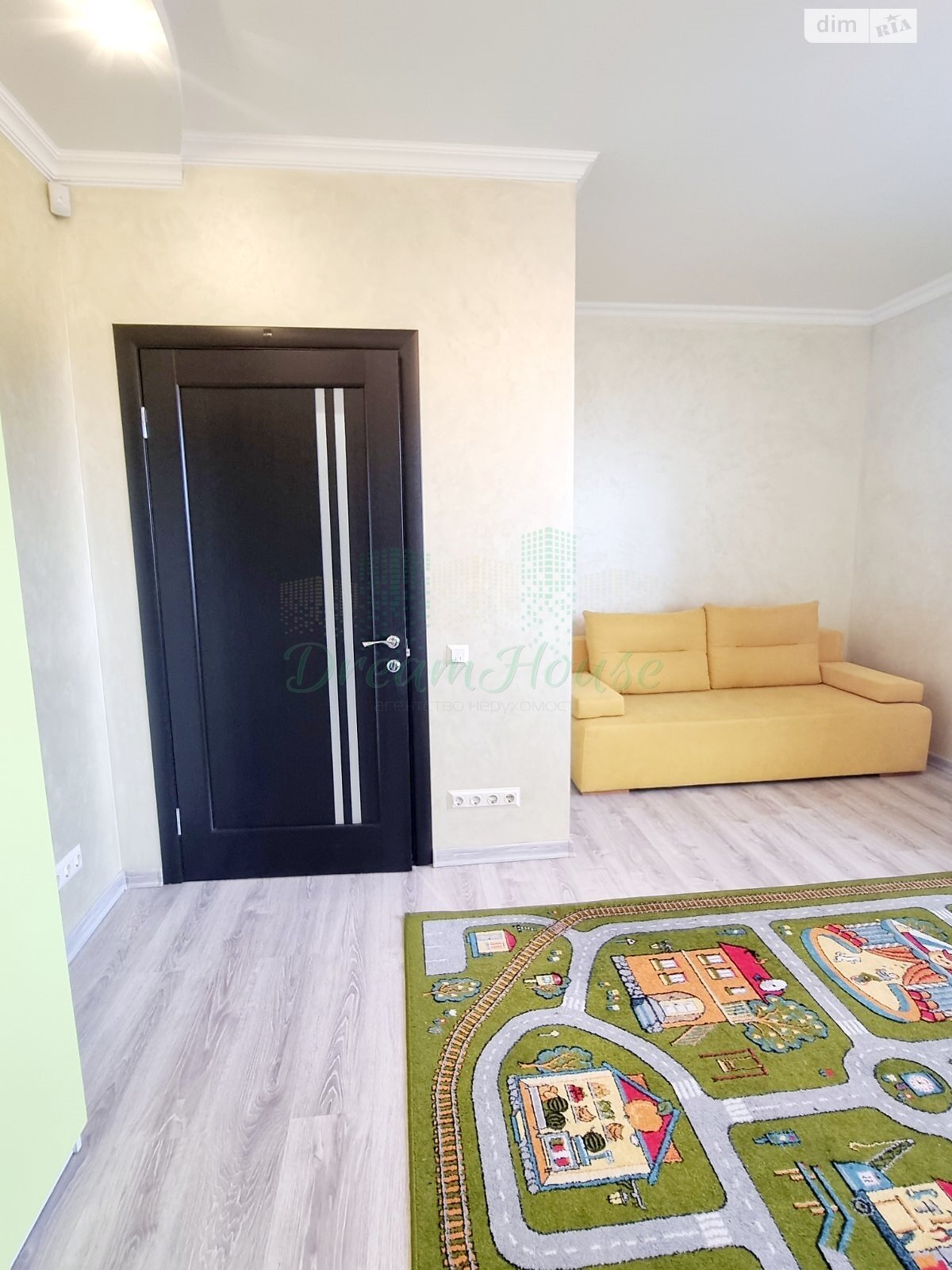 трехэтажный дом веранда, 292 кв. м, газобетон. Продажа в Горе фото 1