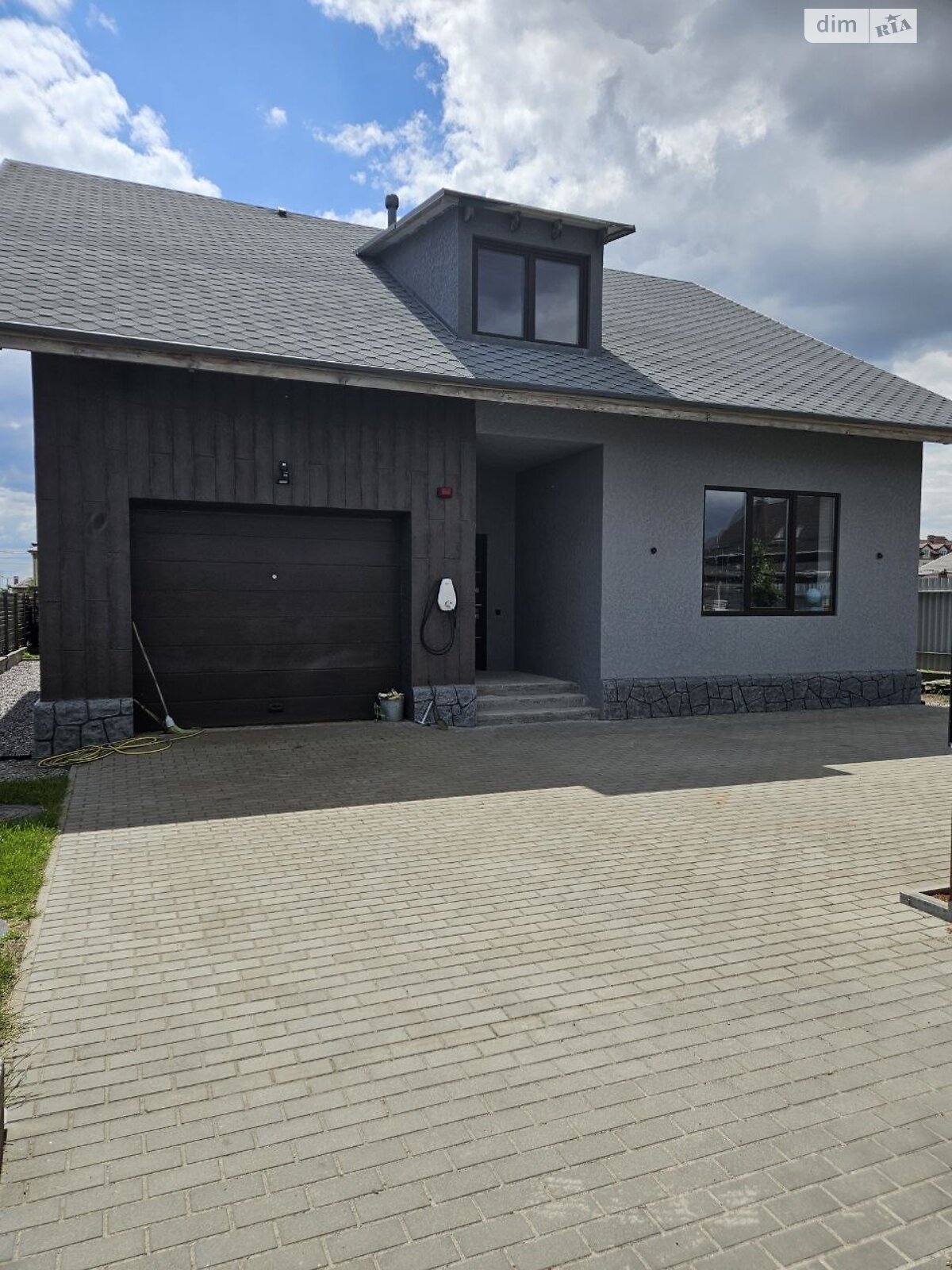 двоповерховий будинок з гаражем, 220 кв. м, піноблок. Продаж у Горі фото 1 двоповерховий будинок з гаражем, 220 кв. м, піноблок. Продаж у Горі фото 1